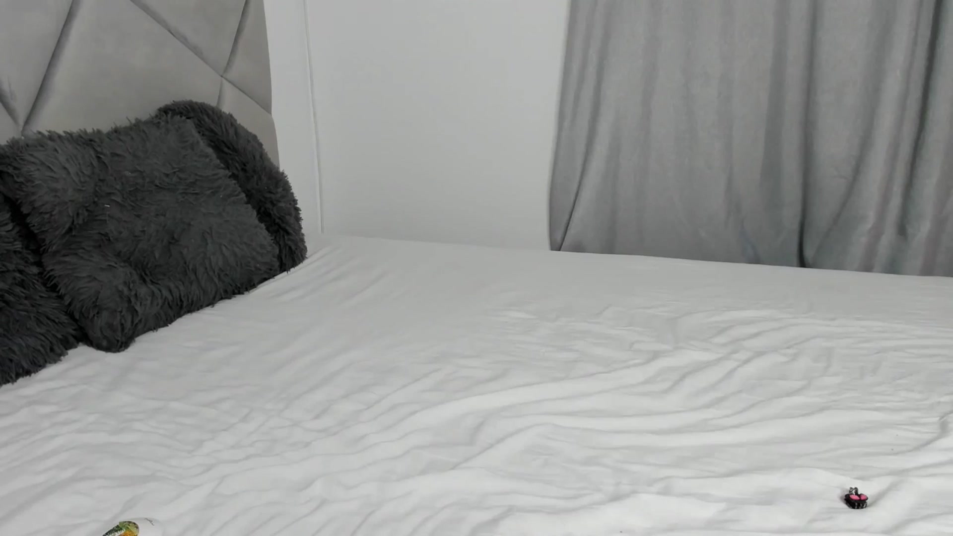 Gallery image thumbnail from BlueEyesLexy's myfreecams stream on, 11/17/2025, 09:05 image 6 of 20