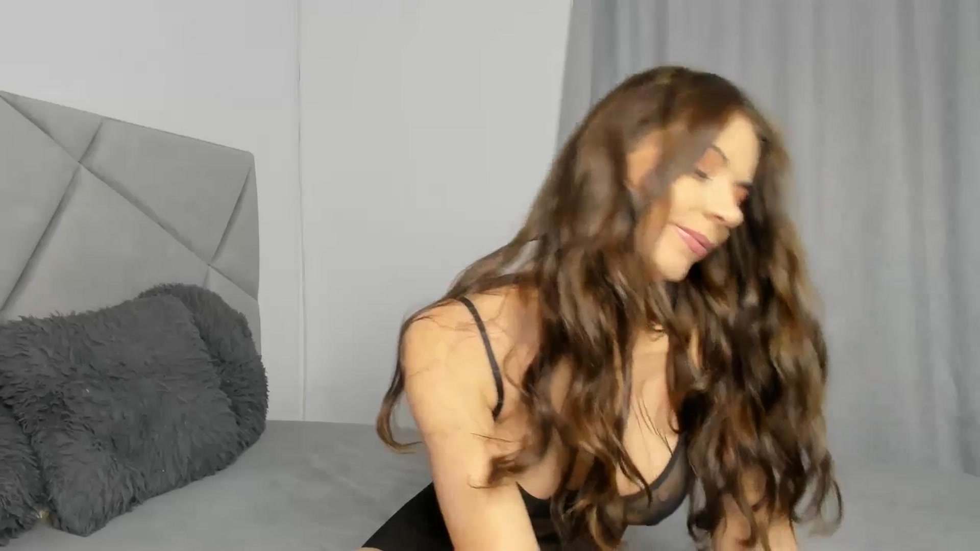 Gallery image thumbnail from BlueEyesLexy's myfreecams stream on, 11/24/2025, 08:36 image 20 of 20