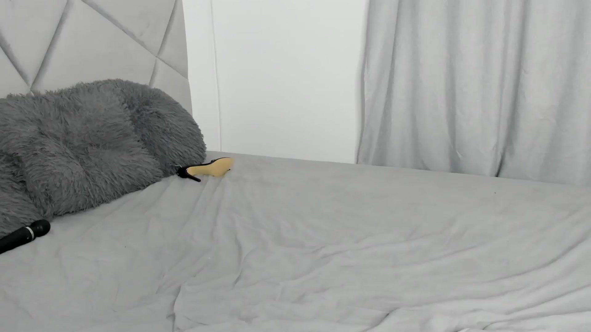 Gallery image thumbnail from BlueEyesLexy's myfreecams stream on, 11/25/2025, 14:00 image 3 of 20