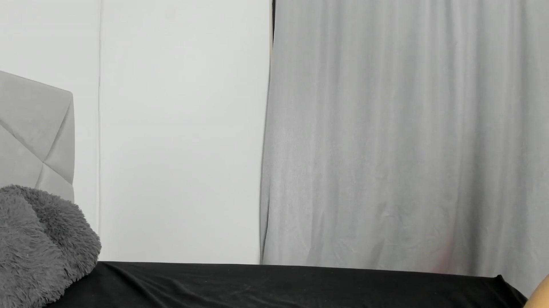 Gallery image thumbnail from BlueEyesLexy's myfreecams stream on, 11/28/2025, 13:00 image 4 of 20