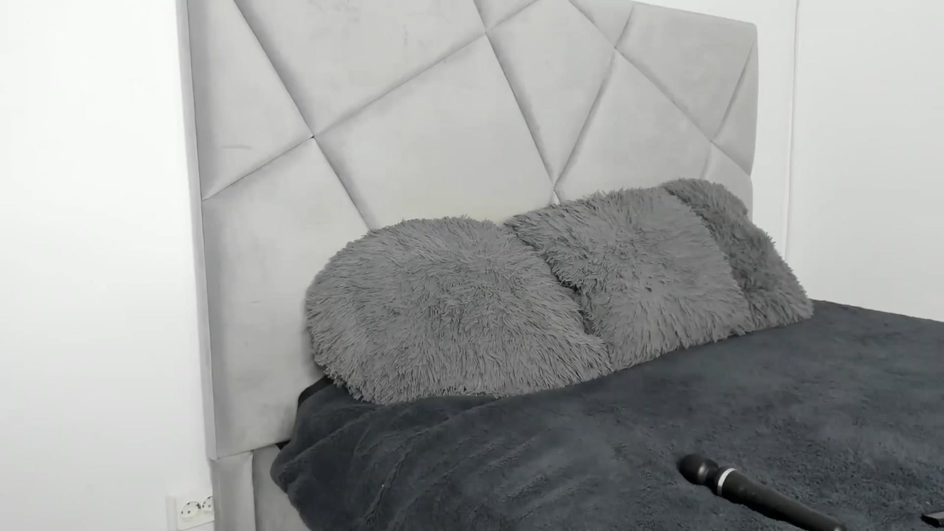 Gallery image thumbnail from BlueEyesLexy's myfreecams stream on, 11/29/2025, 12:06 image 13 of 20