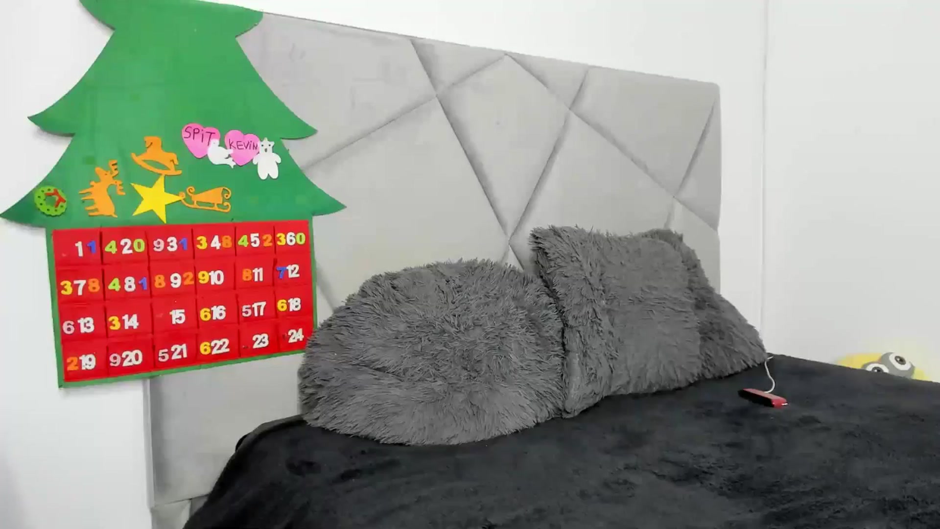 Gallery image thumbnail from BlueEyesLexy's myfreecams stream on, 12/01/2025, 11:07 image 16 of 20