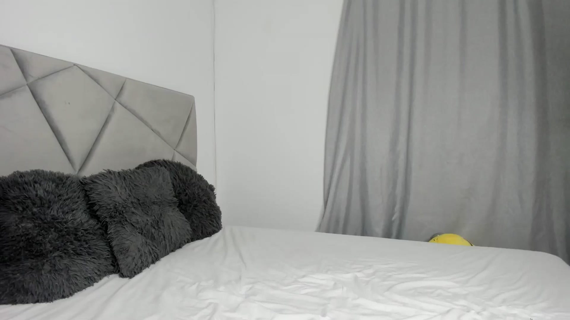 Gallery image thumbnail from BlueEyesLexy's myfreecams stream on, 12/27/2025, 10:52 image 4 of 20