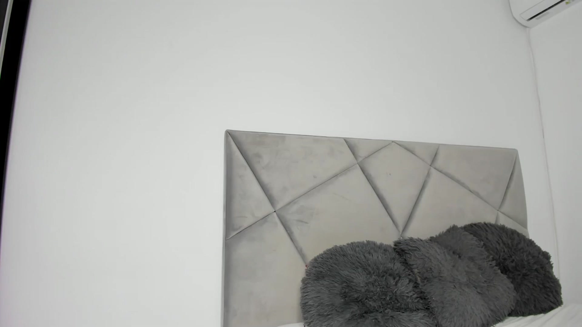 Gallery image thumbnail from BlueEyesLexy's myfreecams stream on, 12/27/2025, 13:50 image 12 of 20