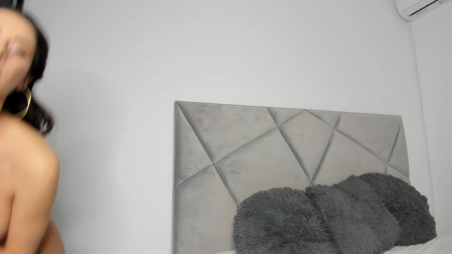 Gallery image thumbnail from BlueEyesLexy's myfreecams stream on, 12/27/2025, 13:50 image 10 of 20