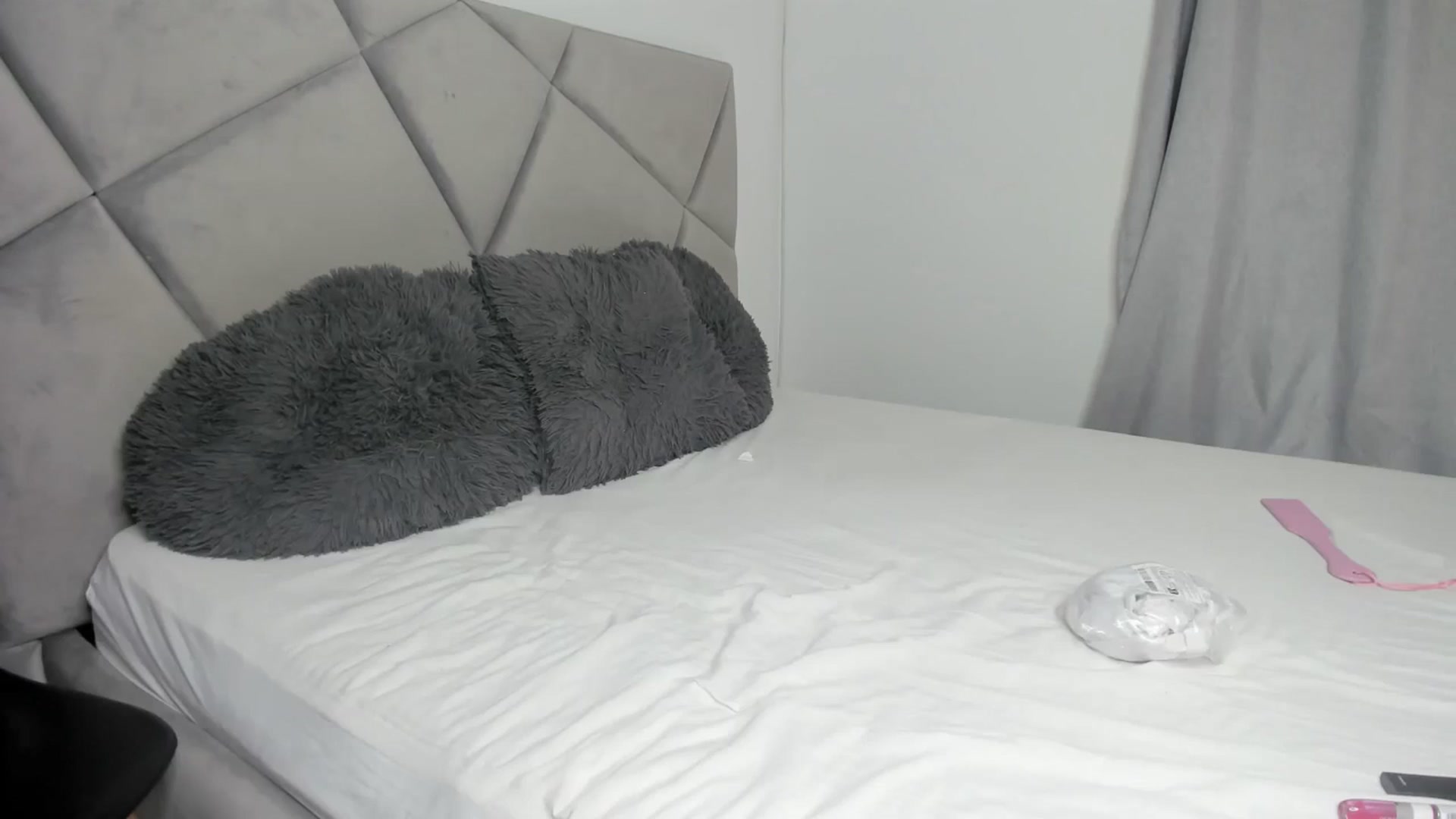 Gallery image thumbnail from BlueEyesLexy's myfreecams stream on, 01/18/2026, 13:52 image 7 of 20