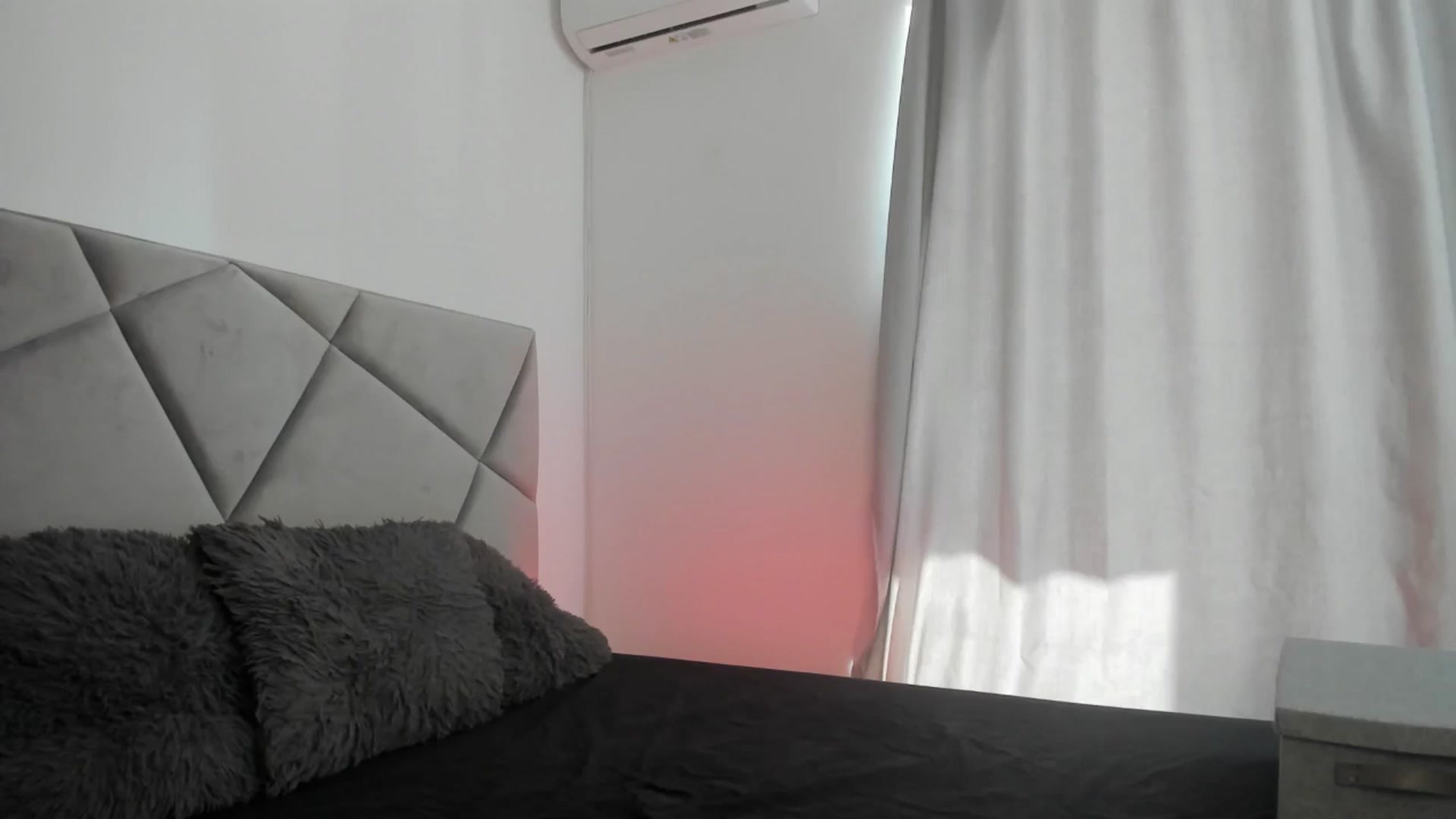 Gallery image thumbnail from BlueEyesLexy's myfreecams stream on, 02/22/2026, 08:51 image 4 of 20