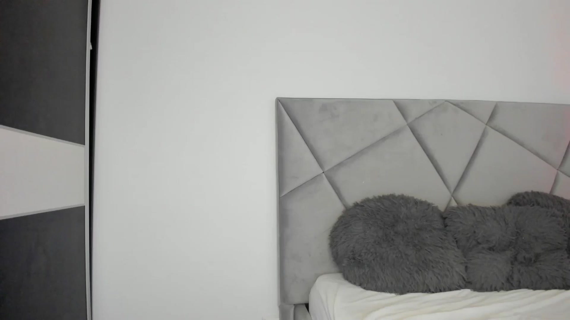 Gallery image thumbnail from BlueEyesLexy's myfreecams stream on, 03/05/2026, 12:32 image 16 of 20