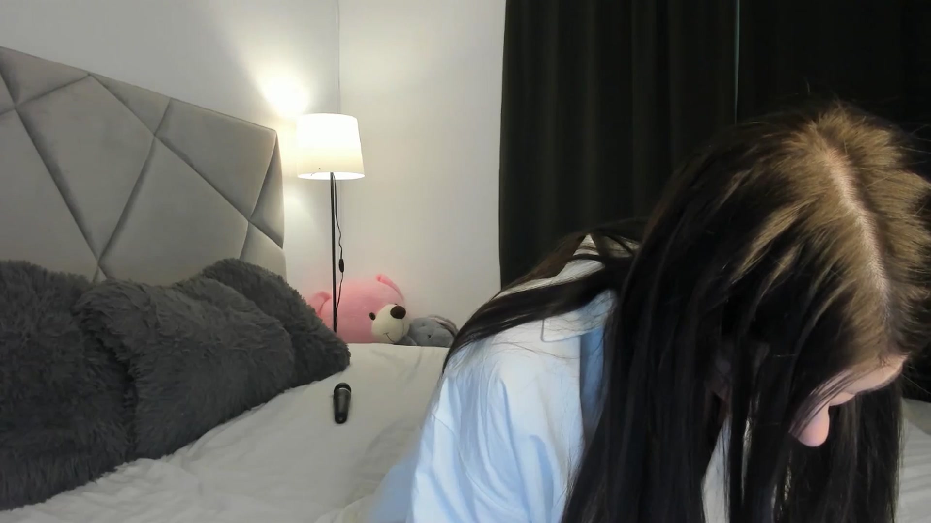 Gallery image thumbnail from BlueEyesLexy's myfreecams stream on, 04/24/2026, 10:22 image 13 of 20
