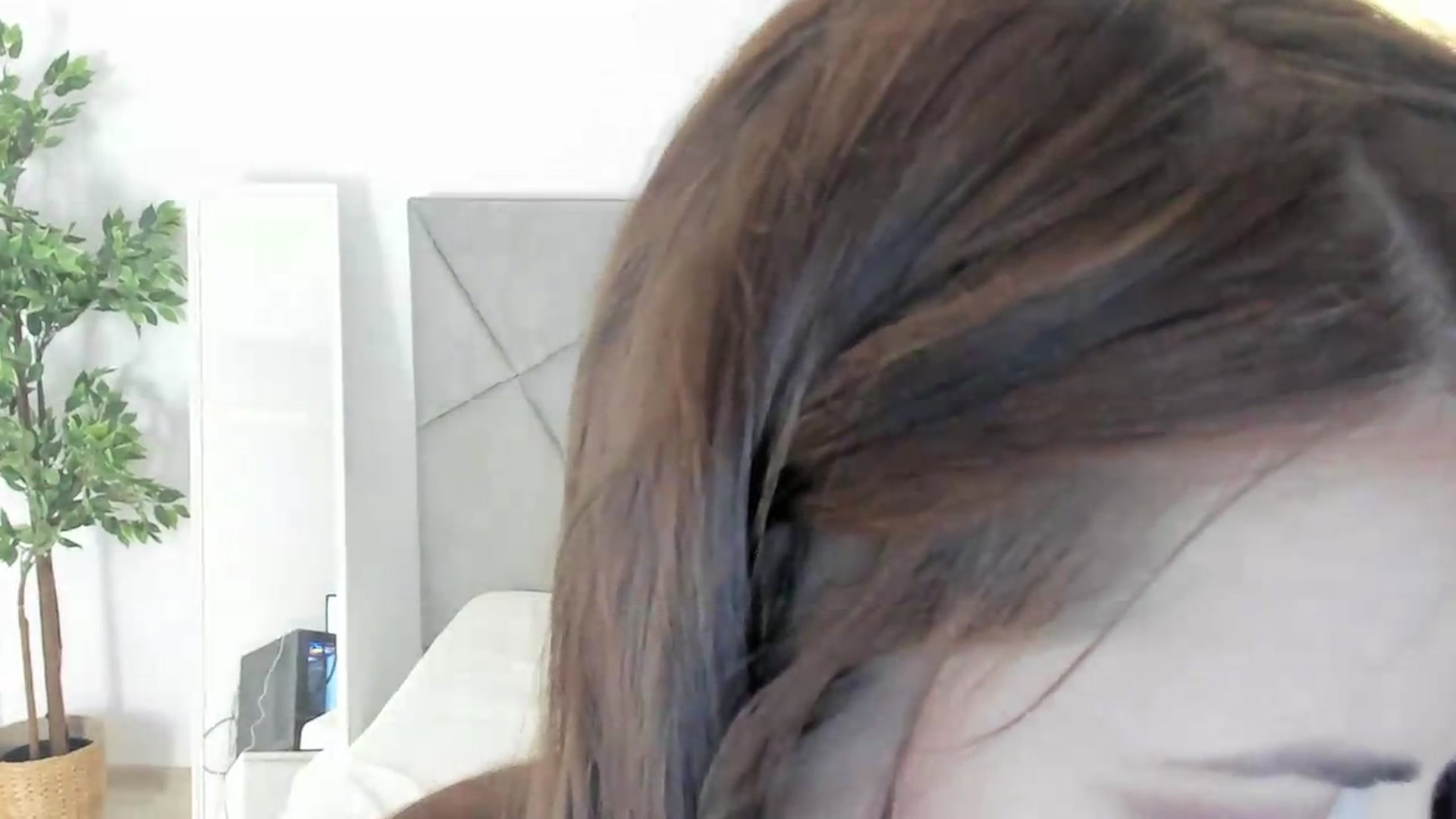 Gallery image thumbnail from BlueEyesLexy's myfreecams stream on, 06/16/2026, 11:05 image 5 of 20