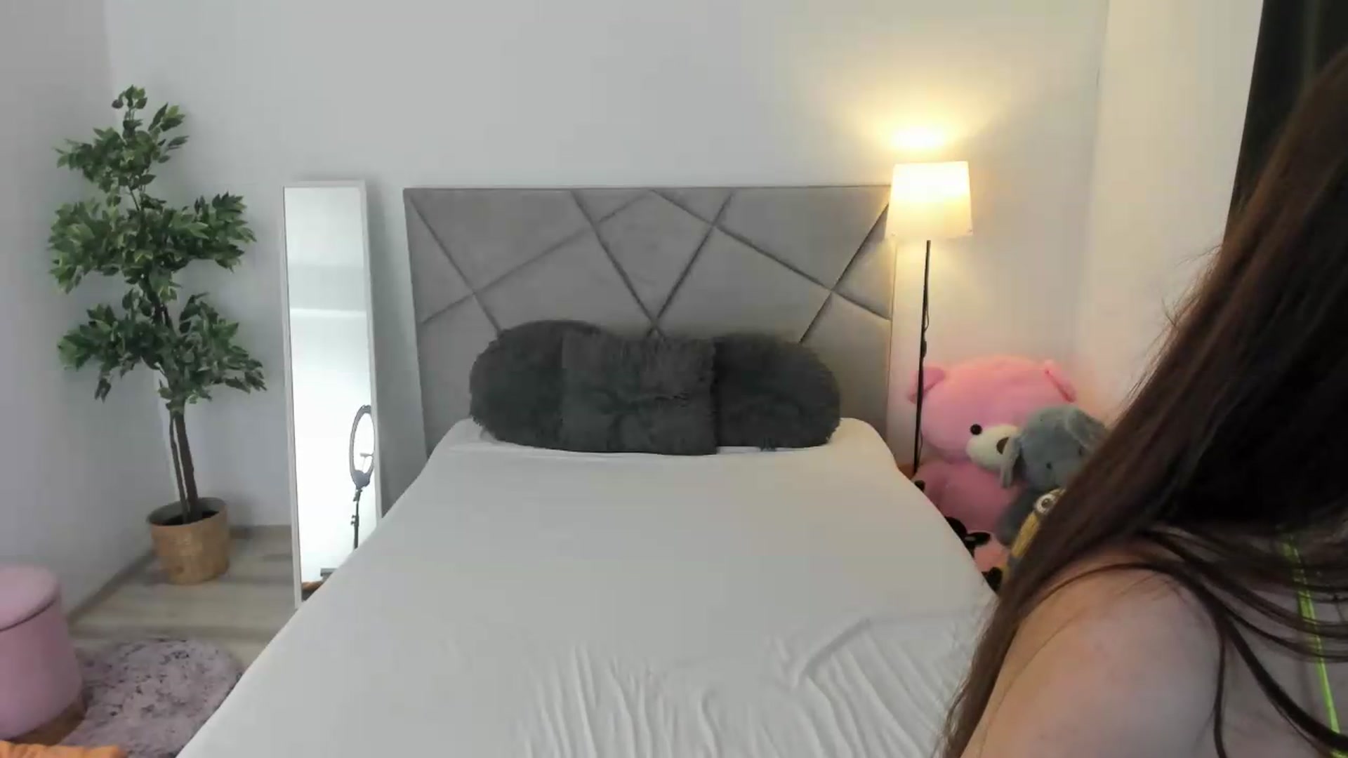 Gallery image thumbnail from BlueEyesLexy's myfreecams stream on, 07/01/2026, 08:09 image 9 of 20
