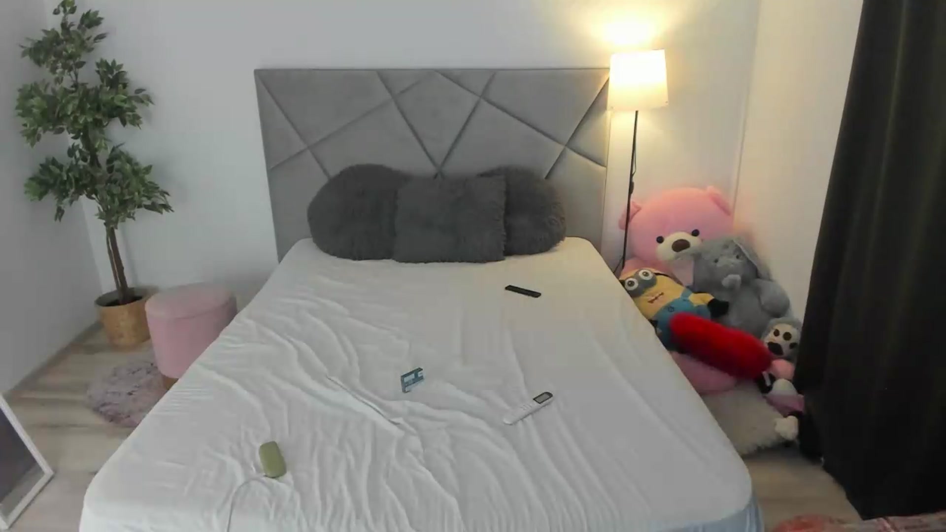Gallery image thumbnail from BlueEyesLexy's myfreecams stream on, 07/03/2026, 12:32 image 3 of 20