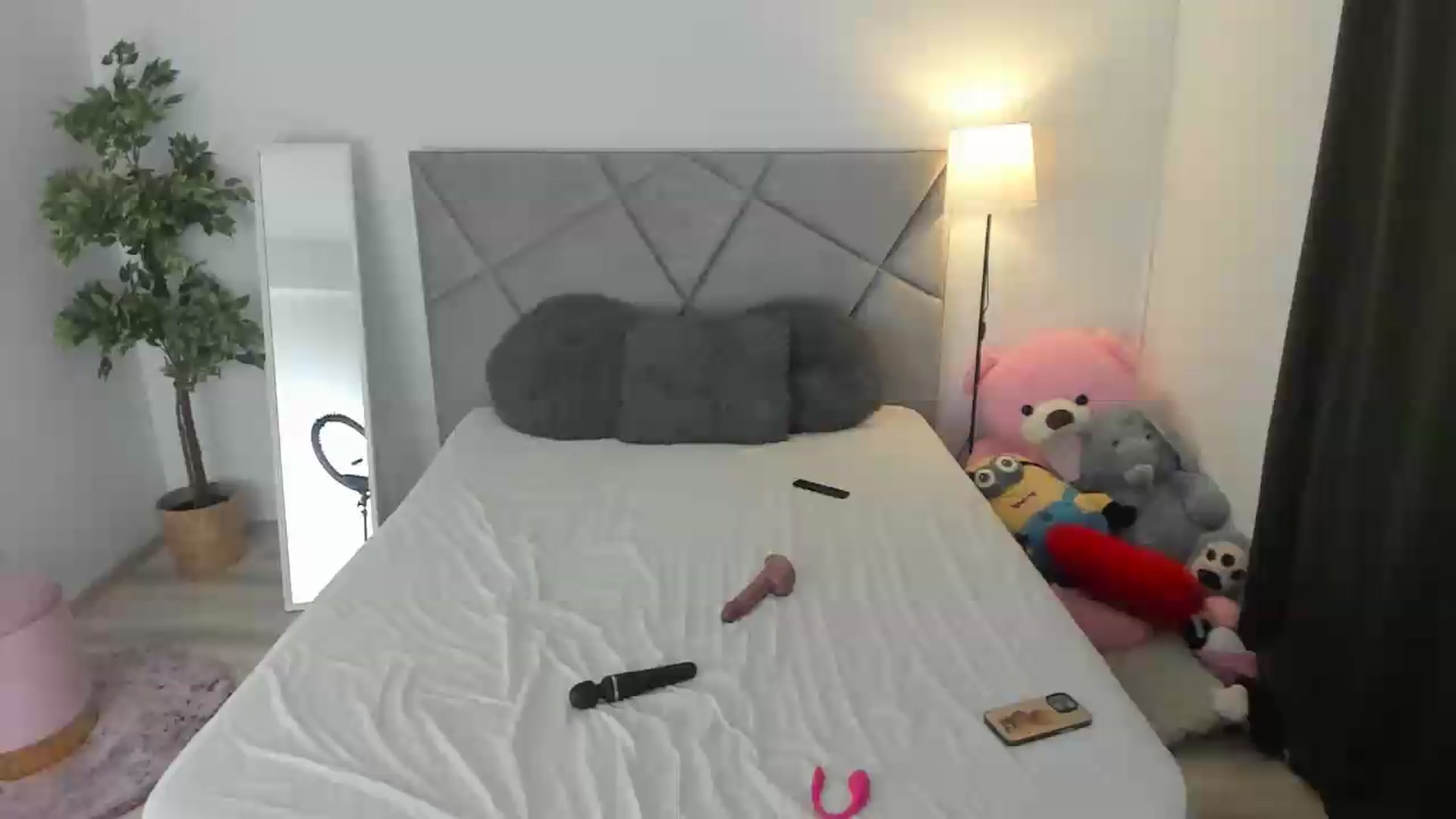Gallery image thumbnail from BlueEyesLexy's myfreecams stream on, 07/03/2026, 13:18 image 1 of 20