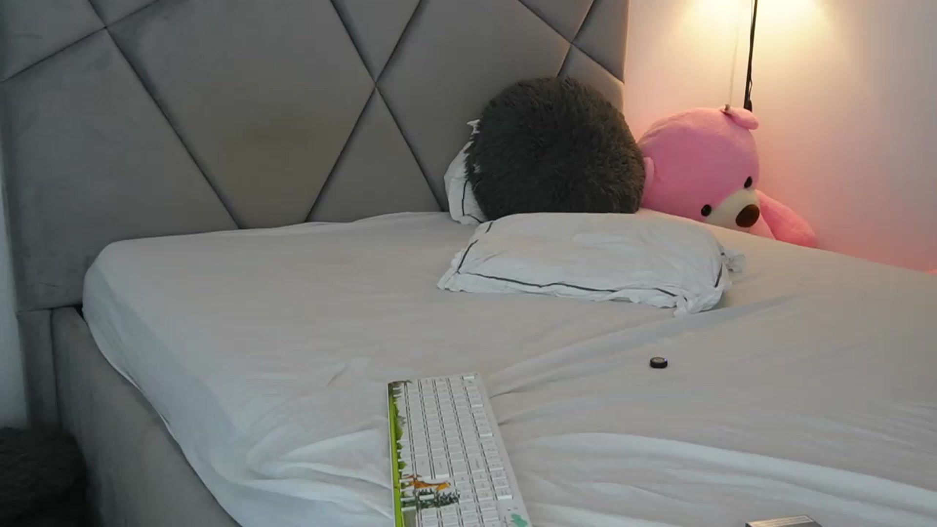 Gallery image thumbnail from BlueEyesLexy's myfreecams stream on, 08/21/2026, 11:51 image 1 of 20