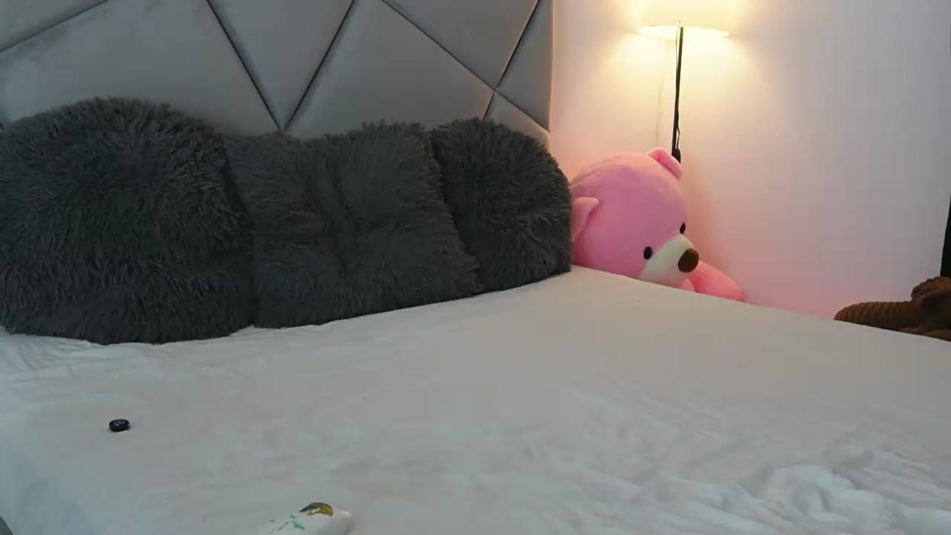 Gallery image thumbnail from BlueEyesLexy's myfreecams stream on, 08/22/2026, 07:40 image 10 of 20