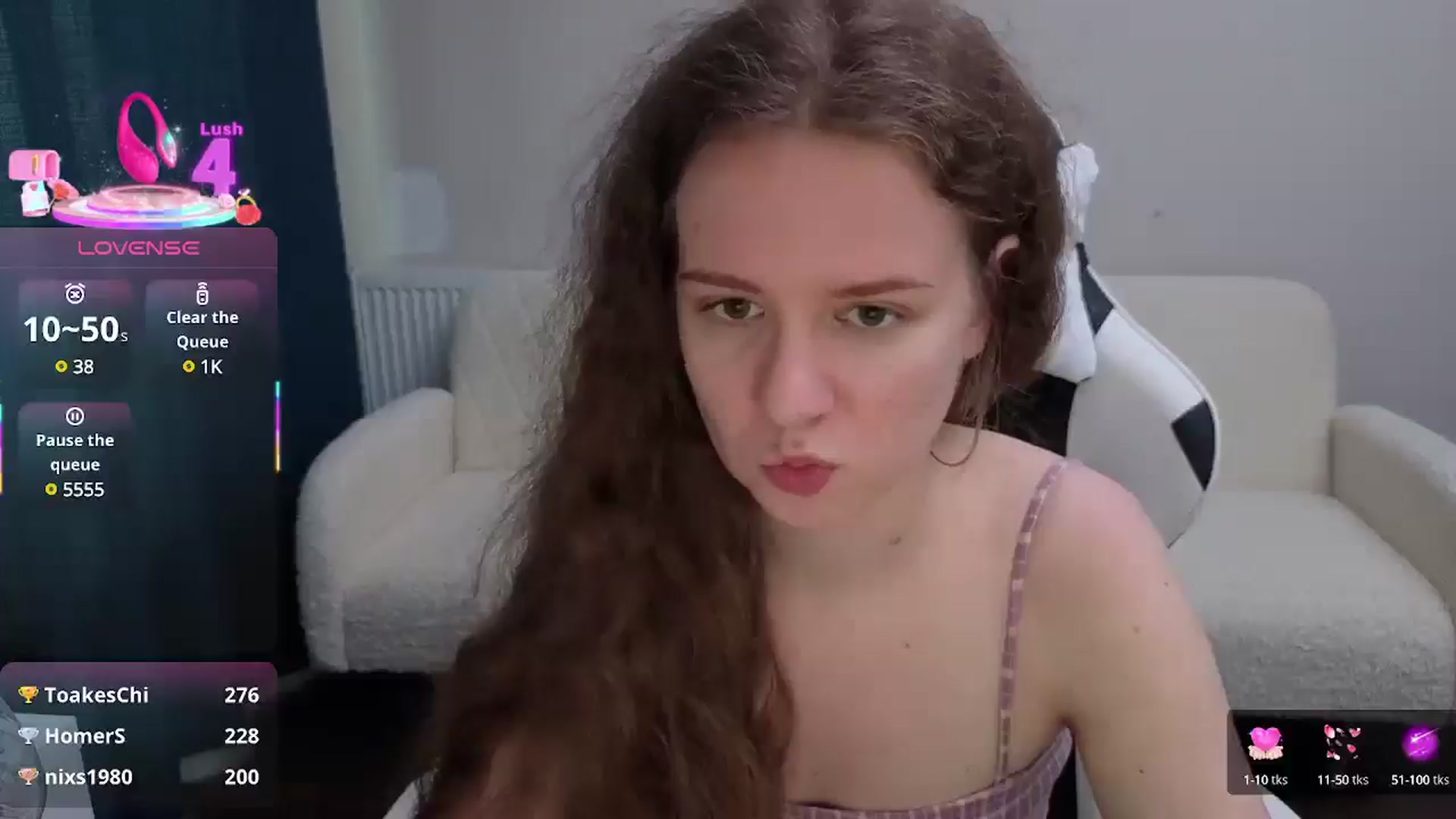 Gallery image thumbnail from BlueFlowerr's myfreecams stream on, 06/29/2025, 18:05 image 13 of 20