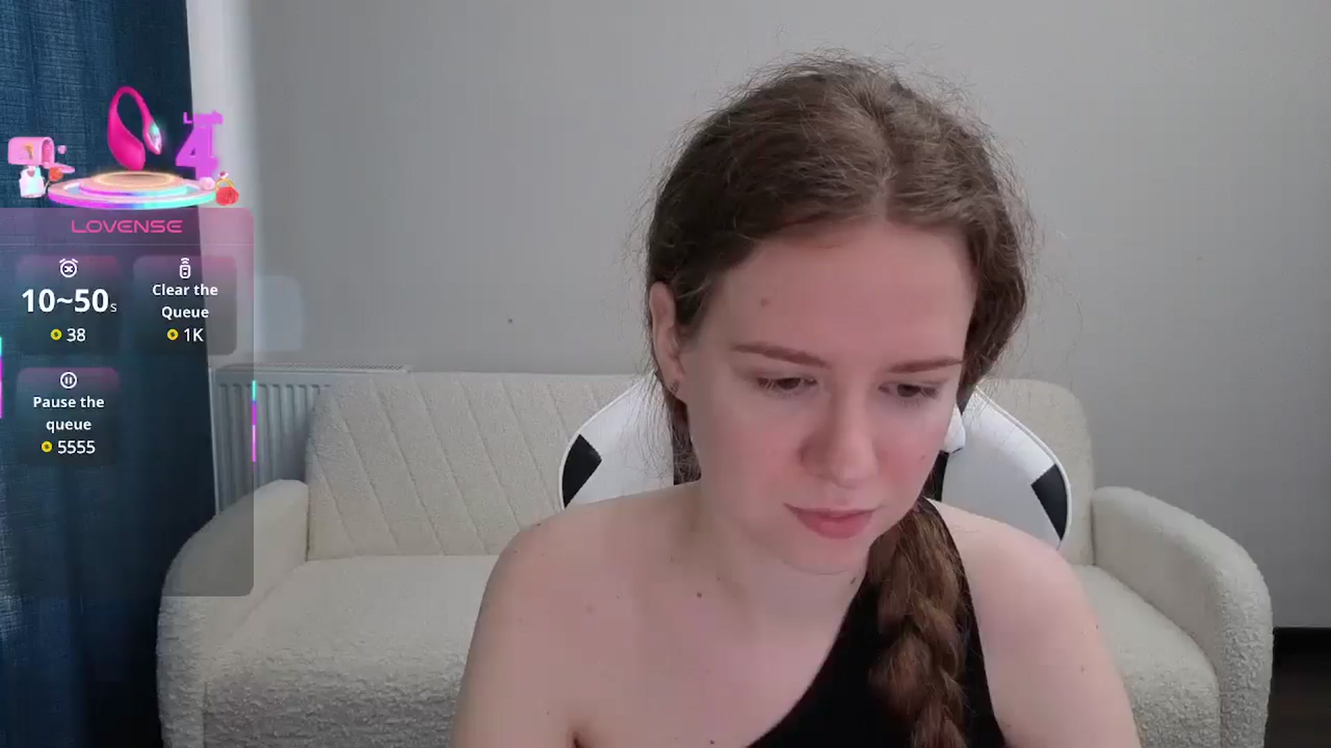 Gallery image thumbnail from BlueFlowerr's myfreecams stream on, 07/01/2025, 13:18 image 16 of 20