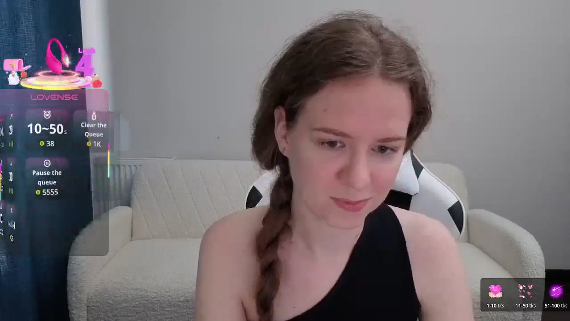 Gallery image thumbnail from BlueFlowerr's myfreecams stream on, 07/01/2025, 13:18 image 10 of 20