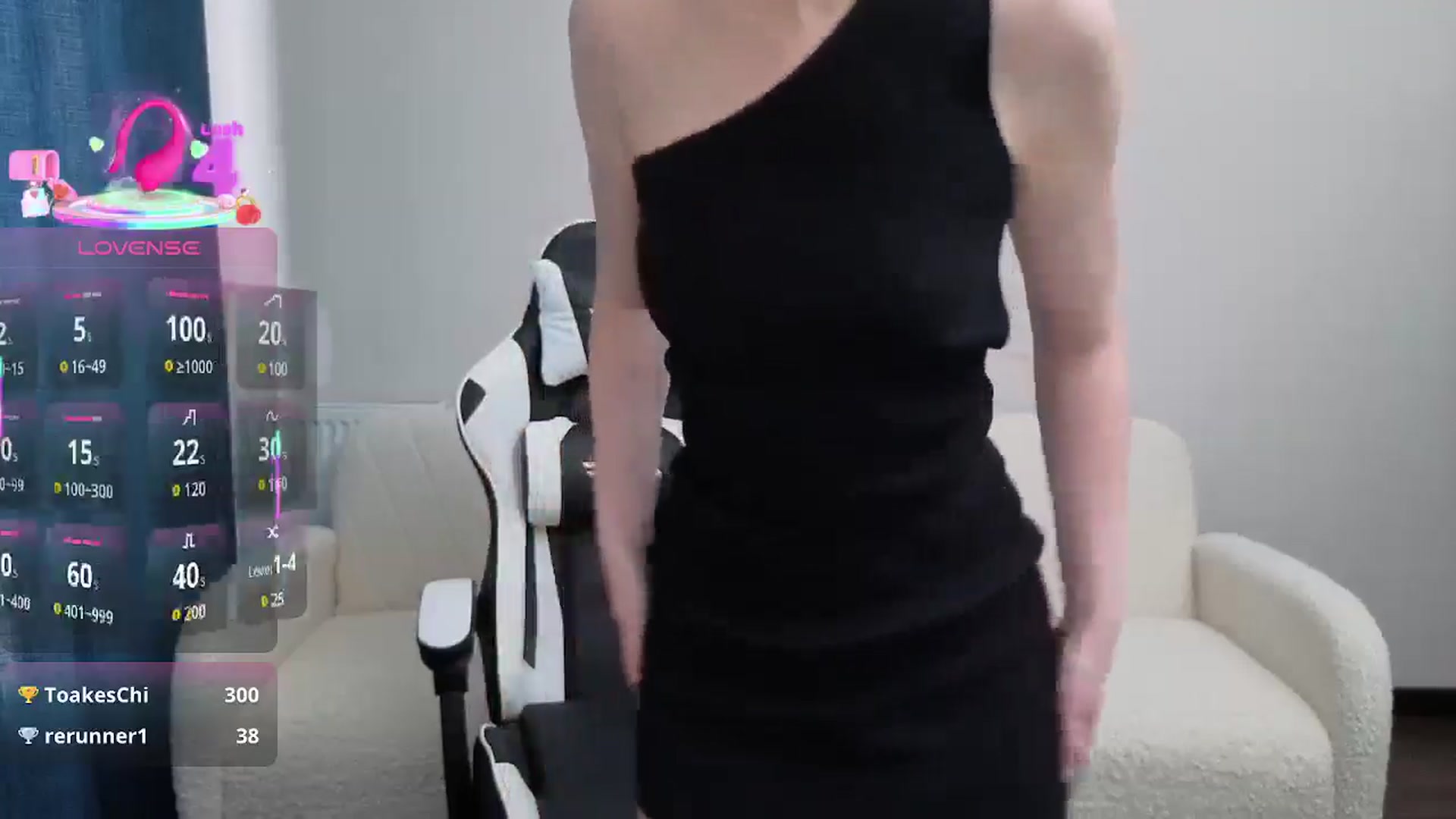 Gallery image thumbnail from BlueFlowerr's myfreecams stream on, 07/01/2025, 13:18 image 3 of 20