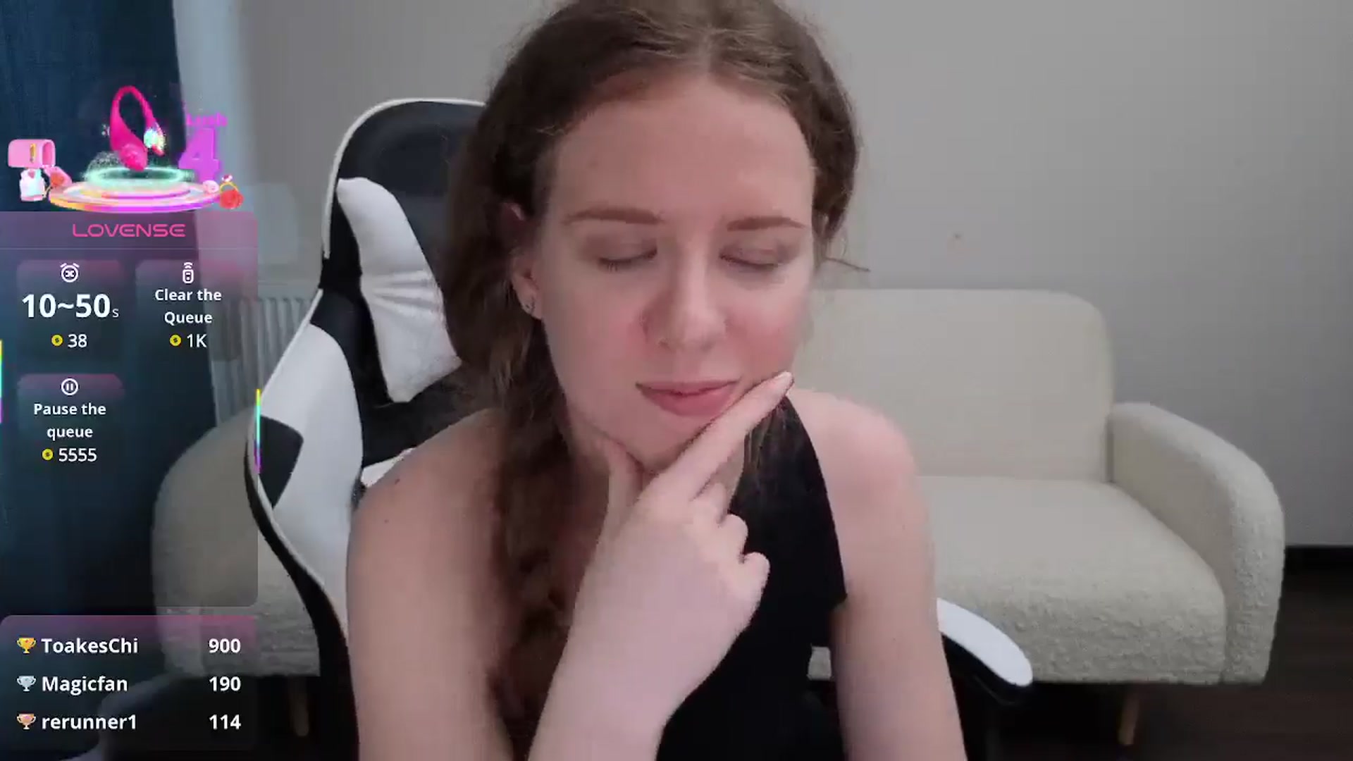 Gallery image thumbnail from BlueFlowerr's myfreecams stream on, 07/01/2025, 16:18 image 18 of 20