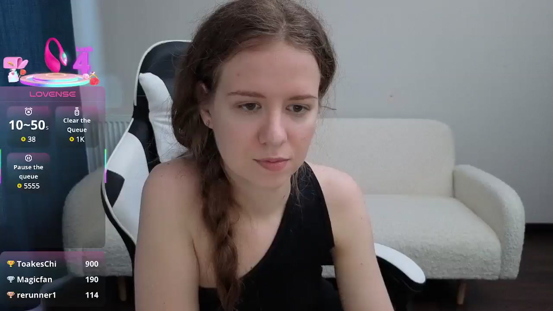 Gallery image thumbnail from BlueFlowerr's myfreecams stream on, 07/01/2025, 16:18 image 19 of 20