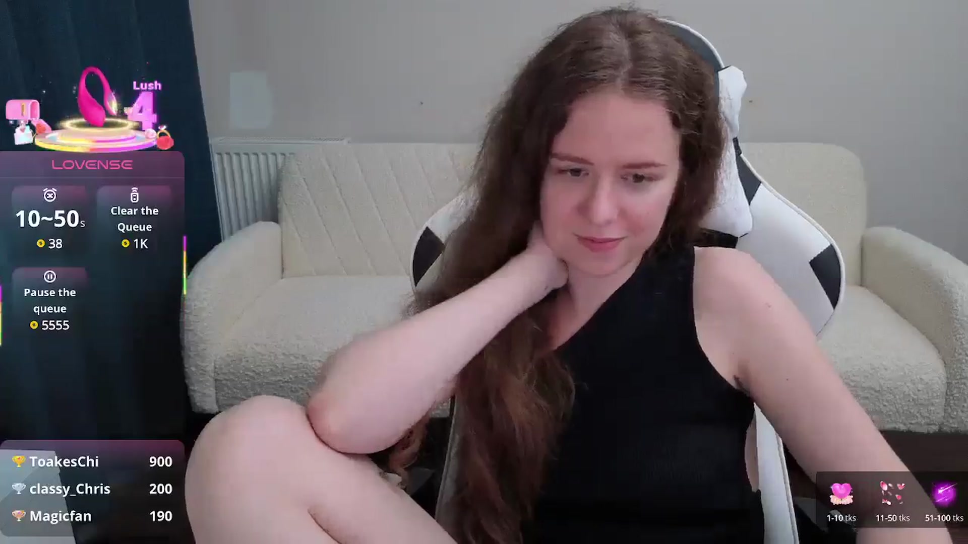 Gallery image thumbnail from BlueFlowerr's myfreecams stream on, 07/01/2025, 19:01 image 18 of 20