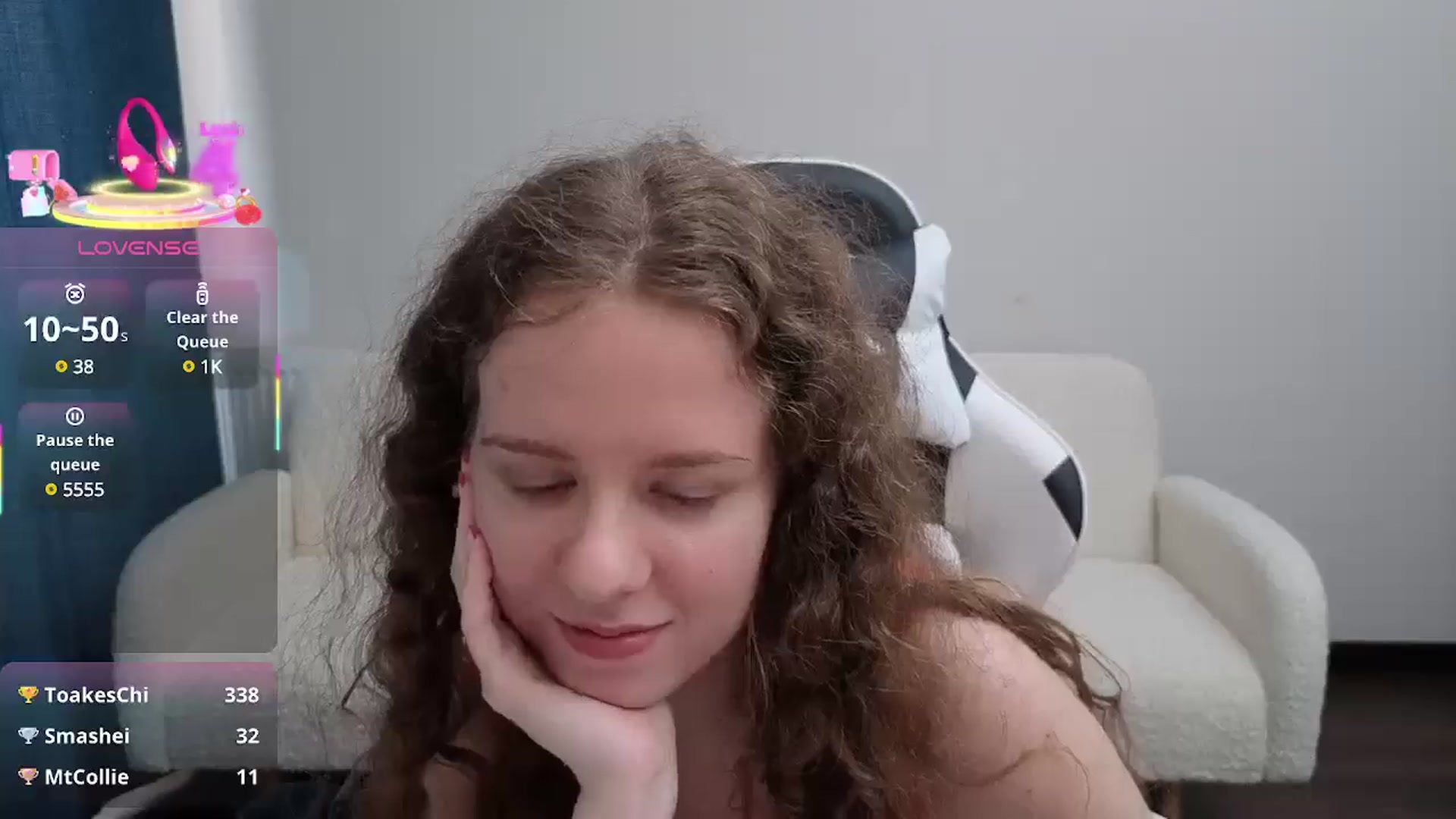 Gallery image thumbnail from BlueFlowerr's myfreecams stream on, 07/04/2025, 21:08 image 3 of 20