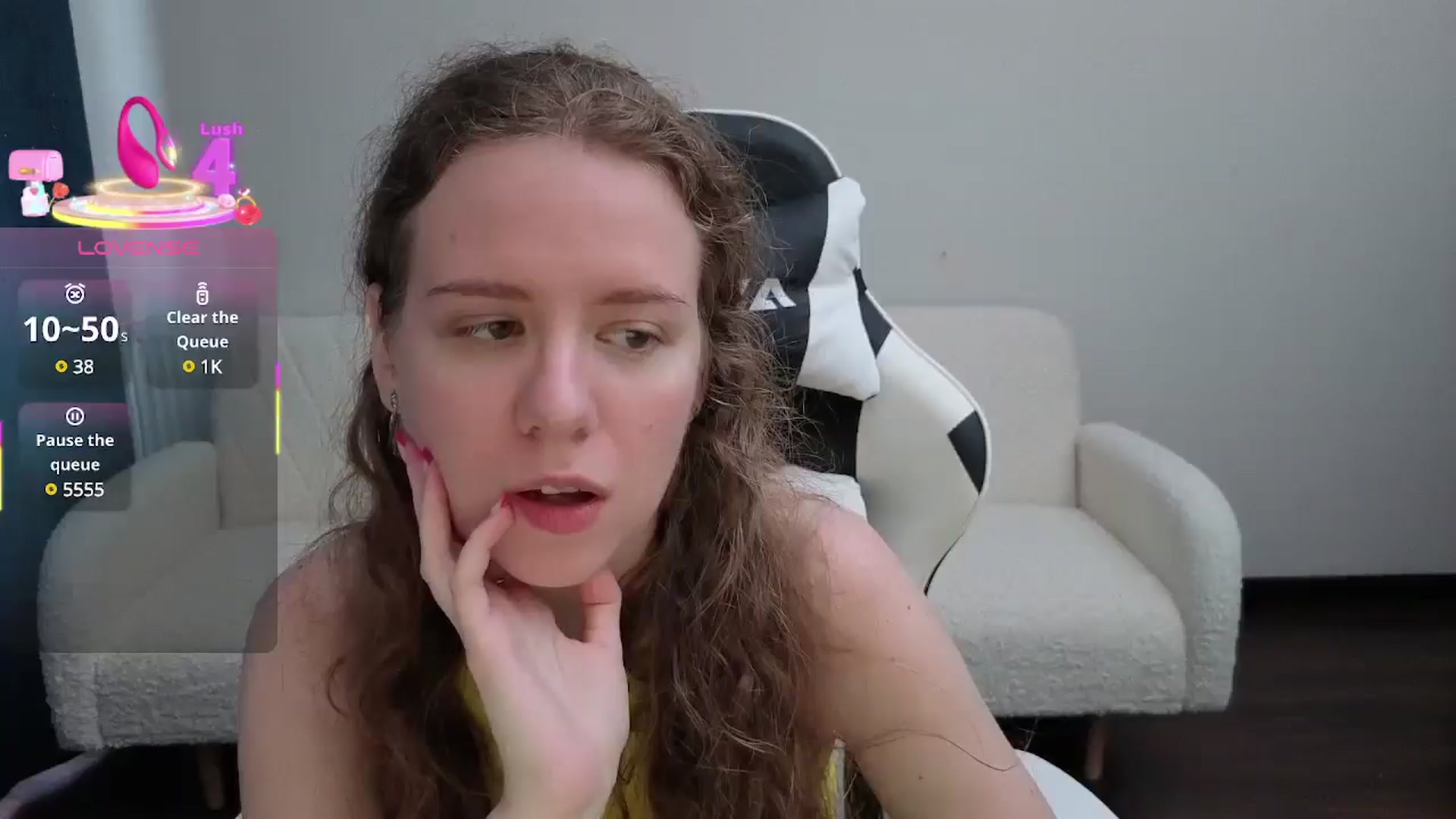 Gallery image thumbnail from BlueFlowerr's myfreecams stream on, 07/05/2025, 17:16 image 1 of 20