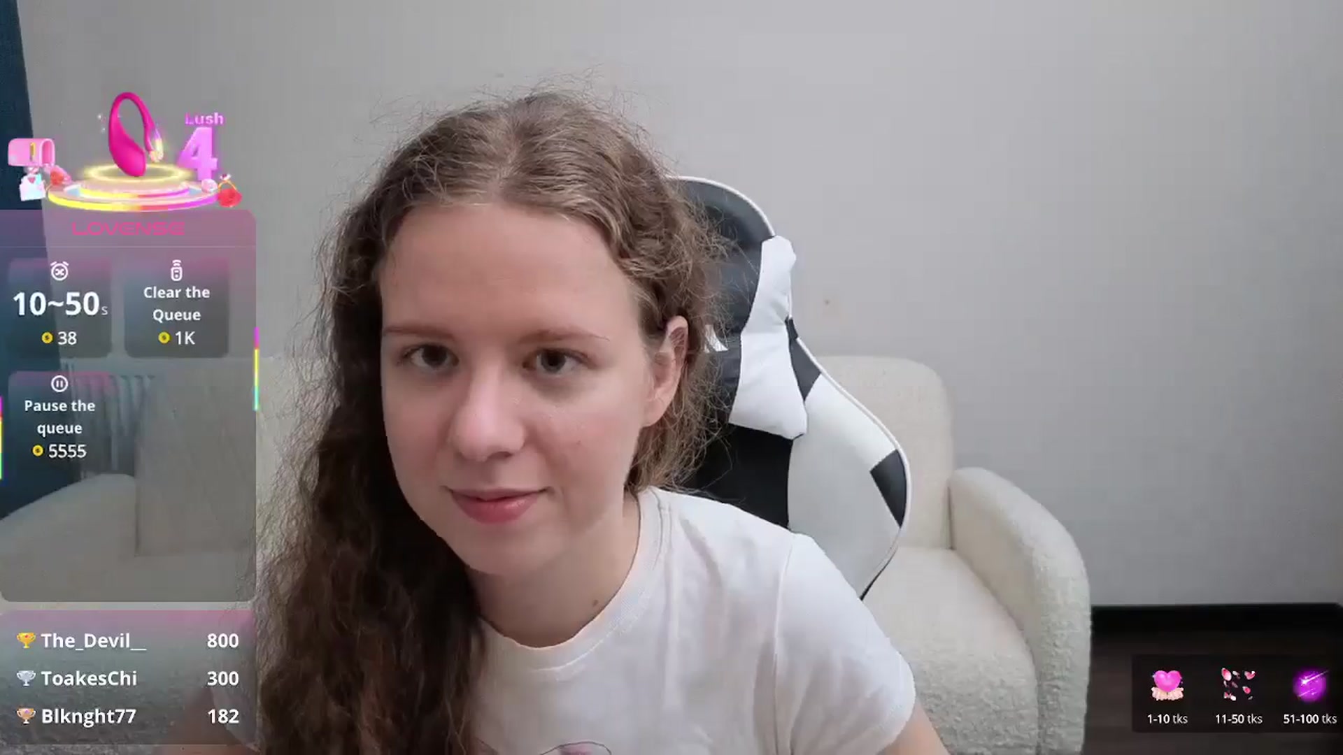Gallery image thumbnail from BlueFlowerr's myfreecams stream on, 07/09/2025, 19:08 image 4 of 20