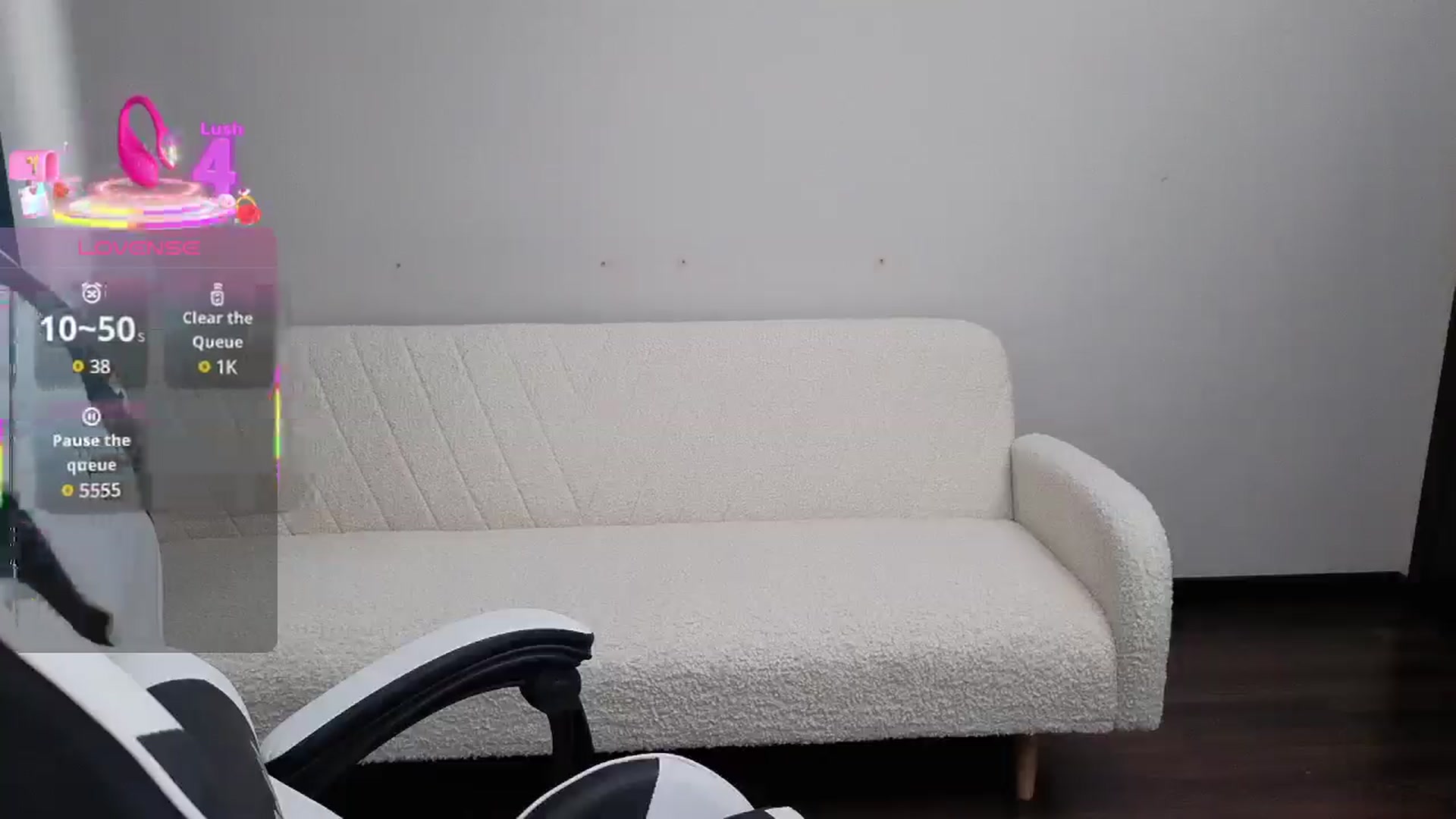 Gallery image thumbnail from BlueFlowerr's myfreecams stream on, 07/14/2025, 16:00 image 6 of 20
