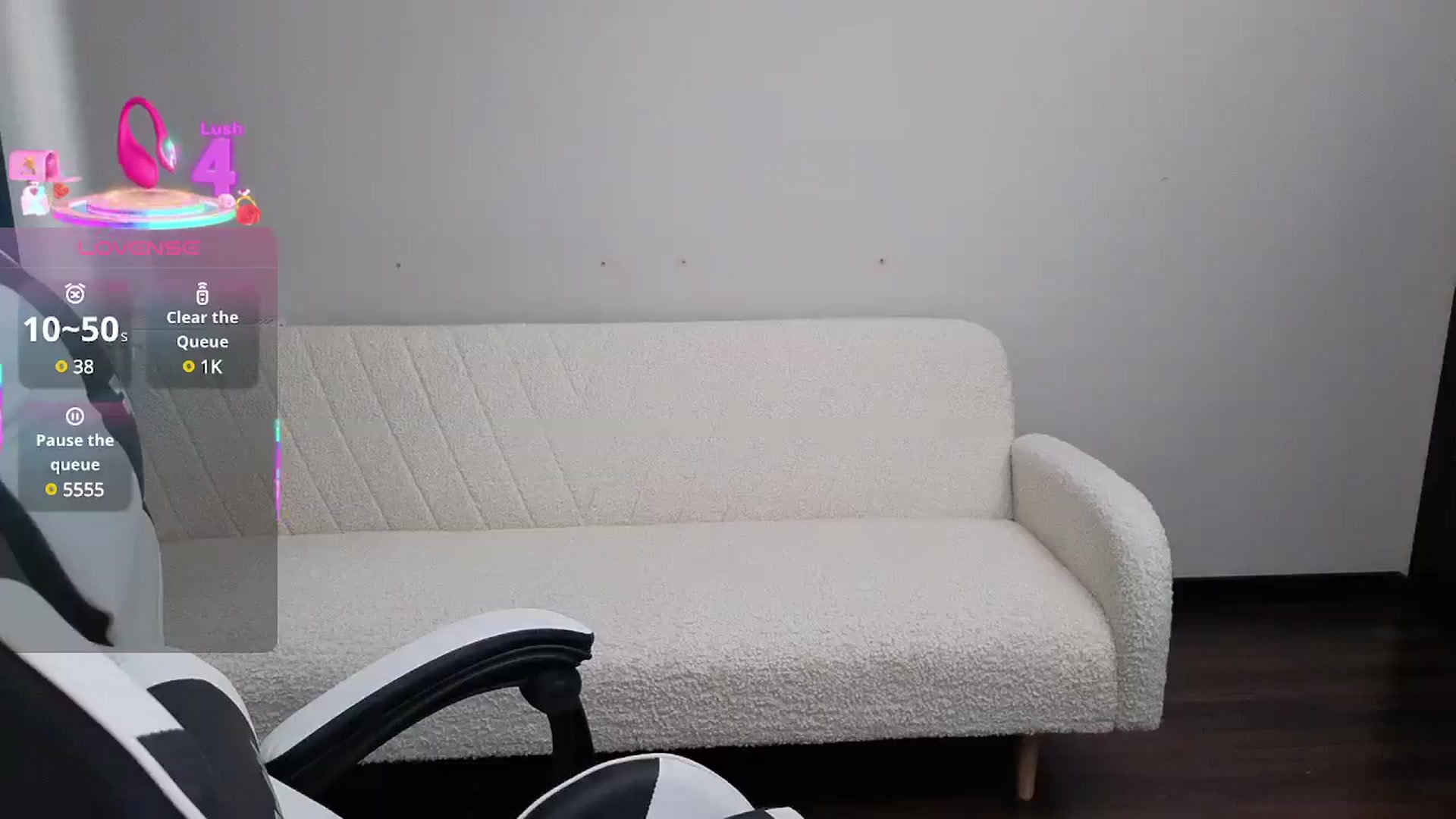 Gallery image thumbnail from BlueFlowerr's myfreecams stream on, 07/14/2025, 16:00 image 5 of 20