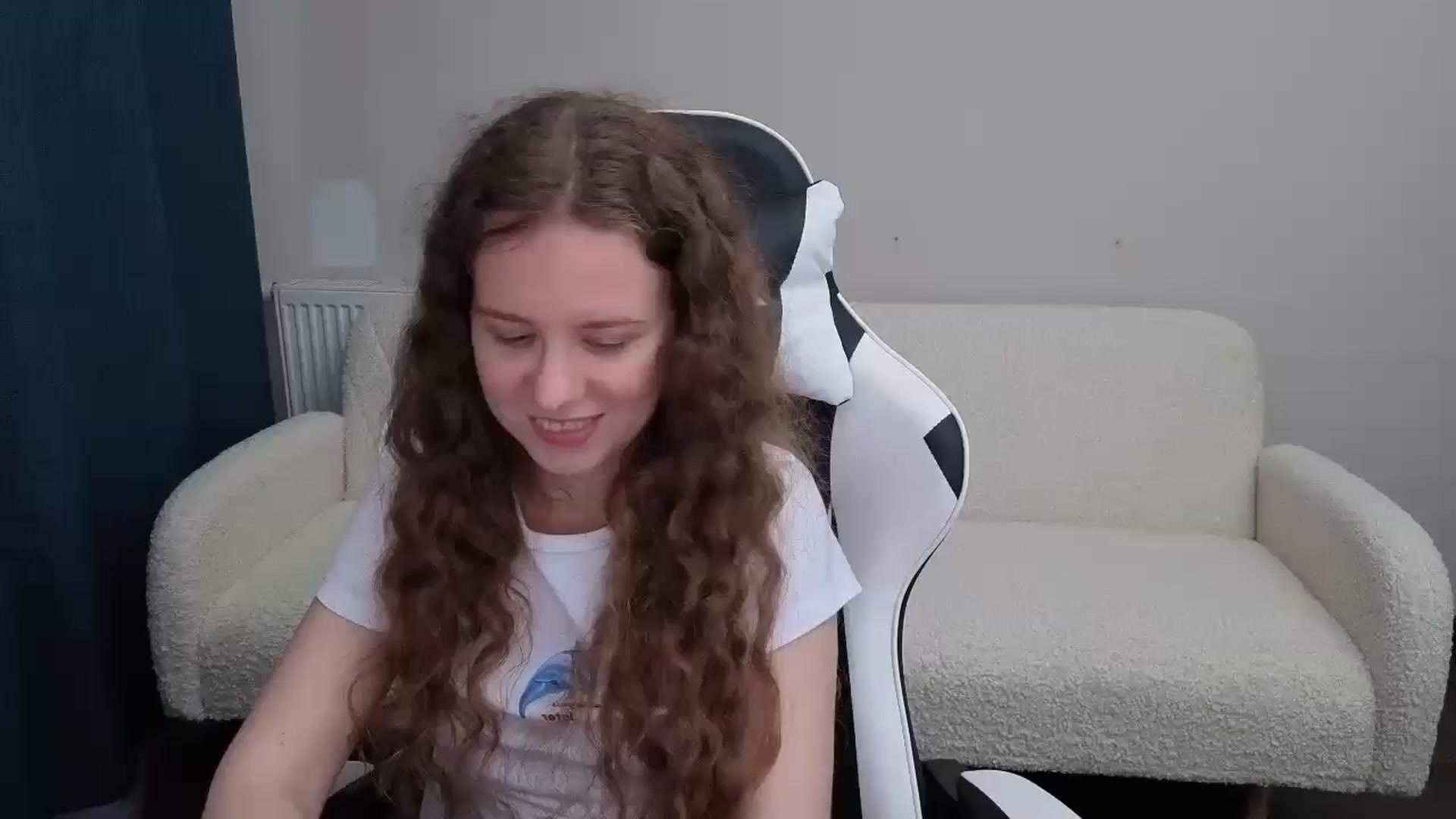 Gallery image thumbnail from BlueFlowerr's myfreecams stream on, 07/14/2025, 19:17 image 8 of 20