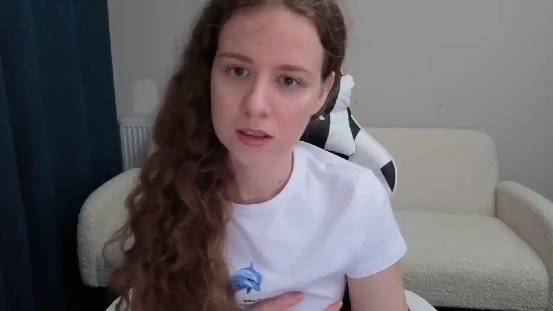 Gallery image thumbnail from BlueFlowerr's myfreecams stream on, 07/14/2025, 19:17 image 13 of 20