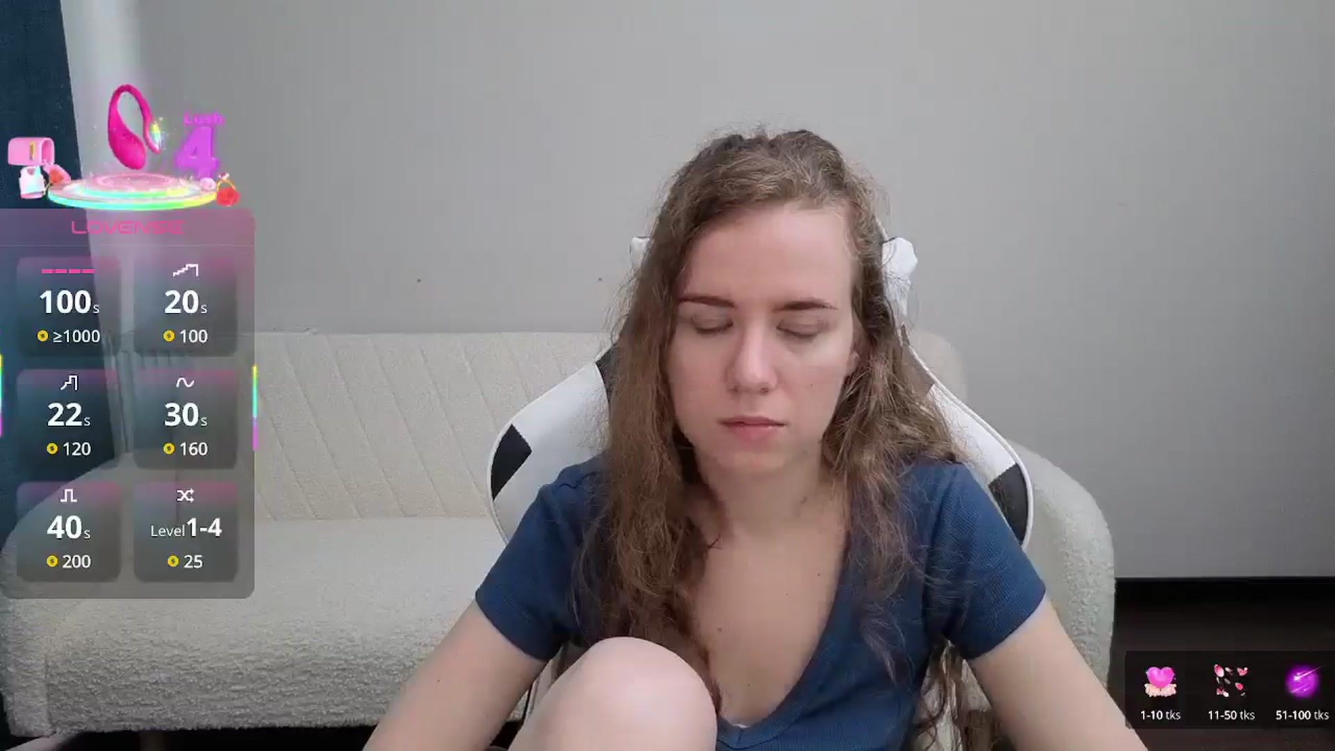 Gallery image thumbnail from BlueFlowerr's myfreecams stream on, 07/16/2025, 15:41 image 13 of 20