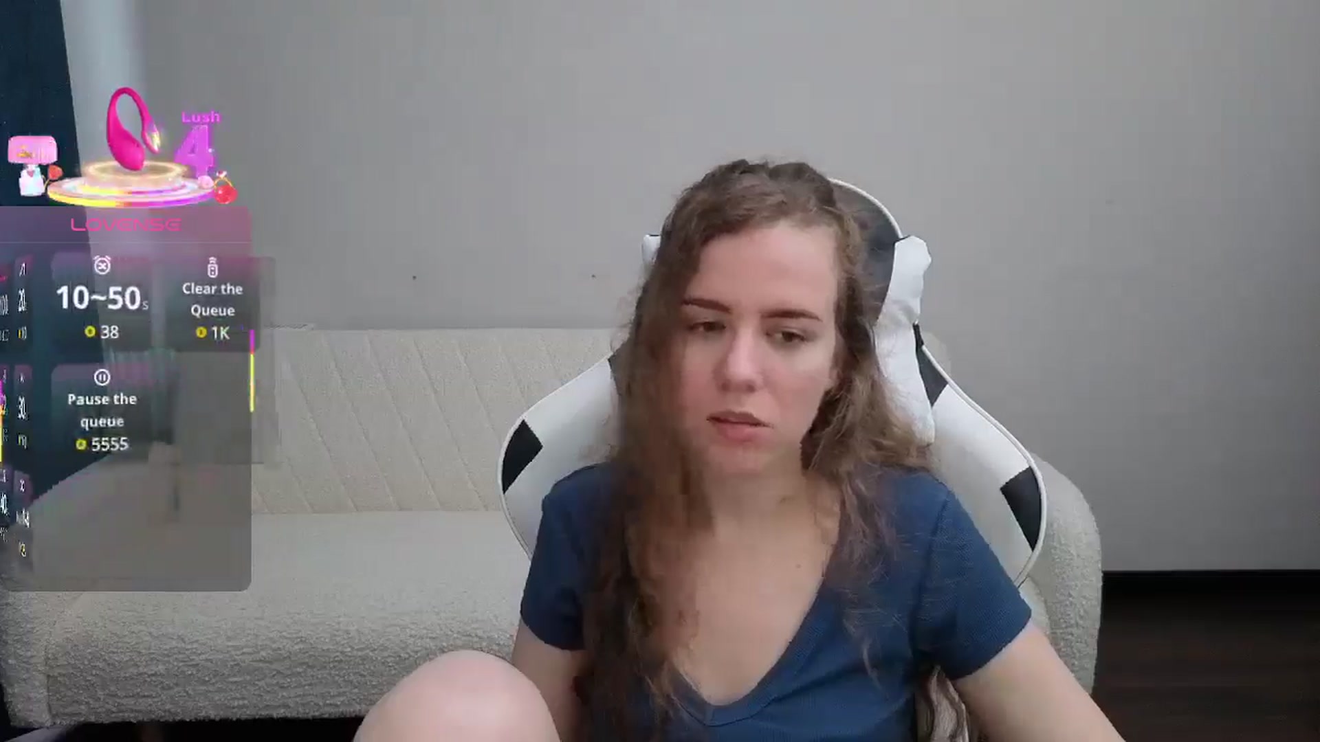 Gallery image thumbnail from BlueFlowerr's myfreecams stream on, 07/16/2025, 15:41 image 9 of 20