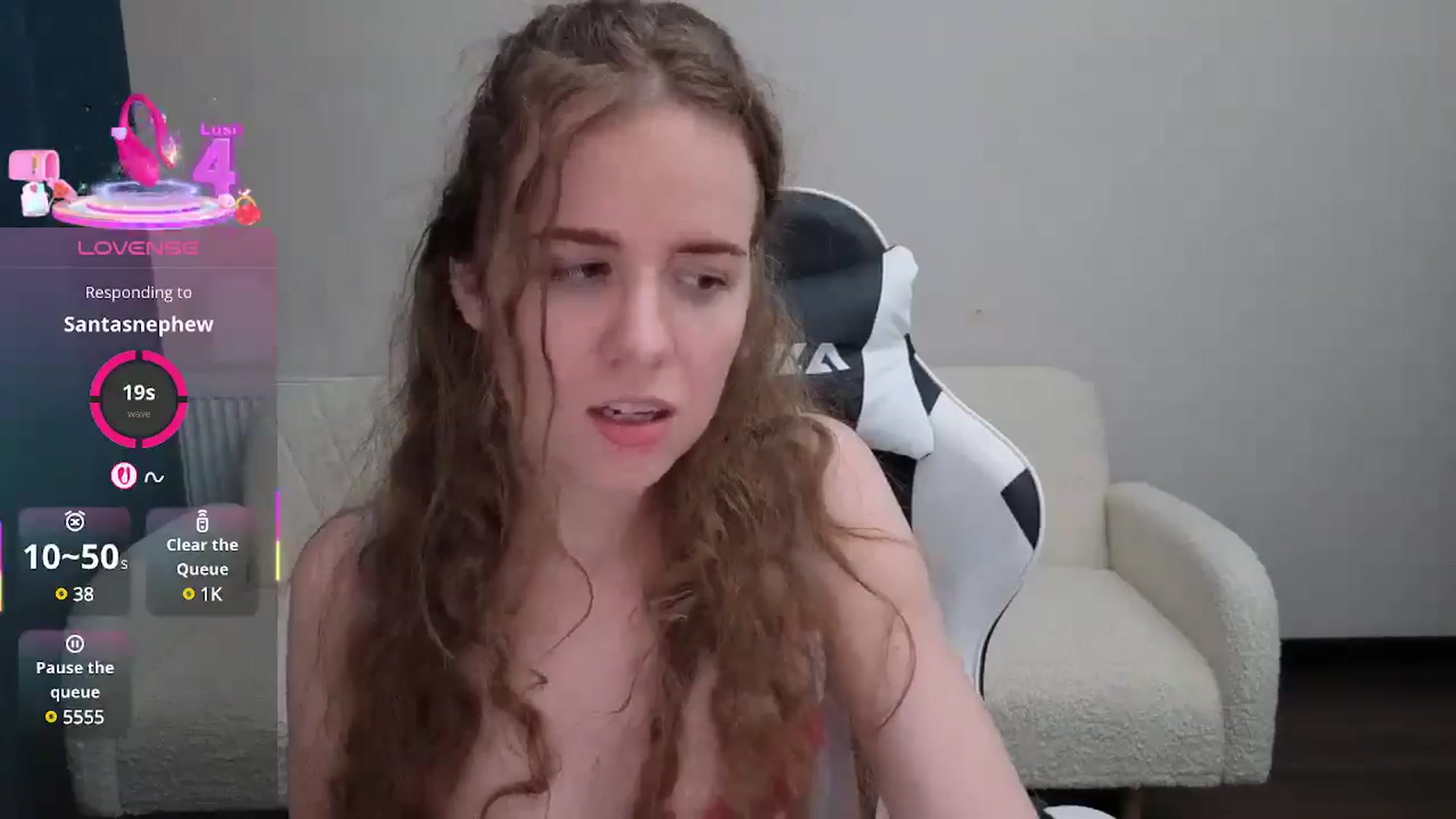 Gallery image thumbnail from BlueFlowerr's myfreecams stream on, 07/16/2025, 22:01 image 15 of 20