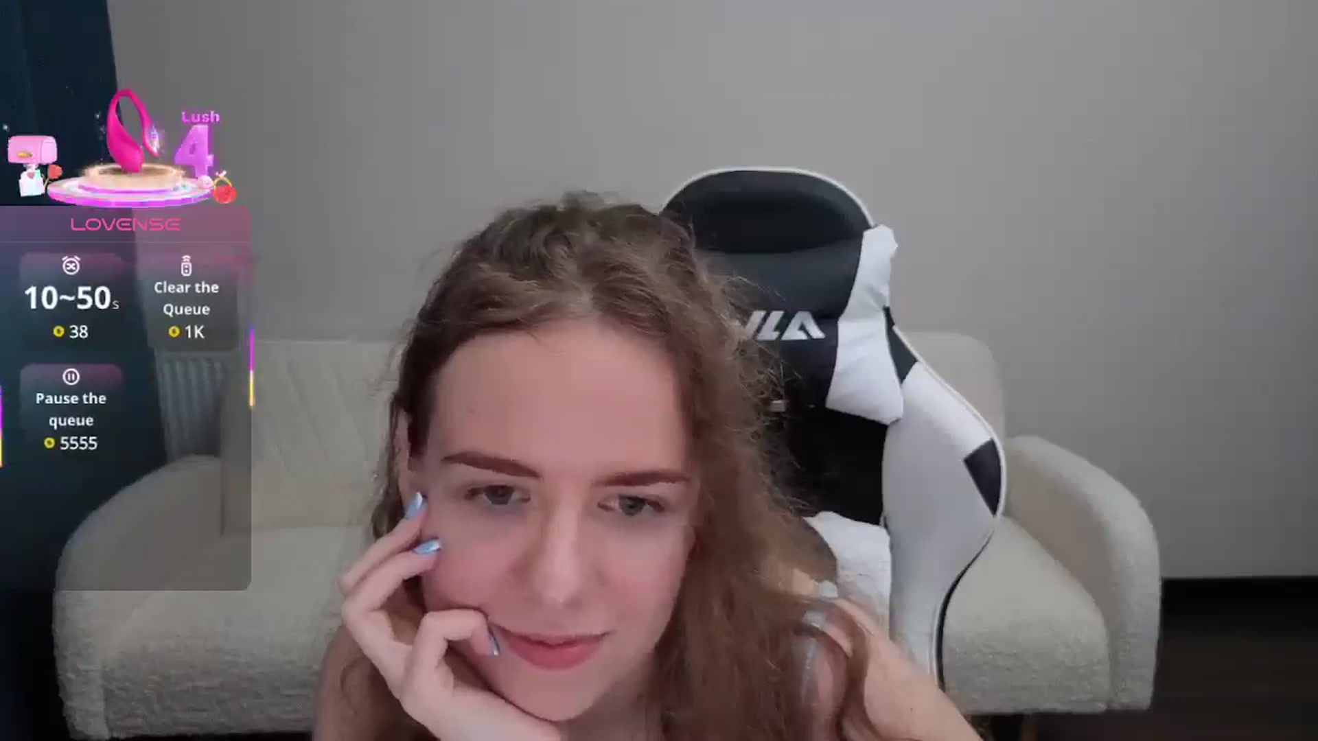 Gallery image thumbnail from BlueFlowerr's myfreecams stream on, 07/16/2025, 22:01 image 10 of 20