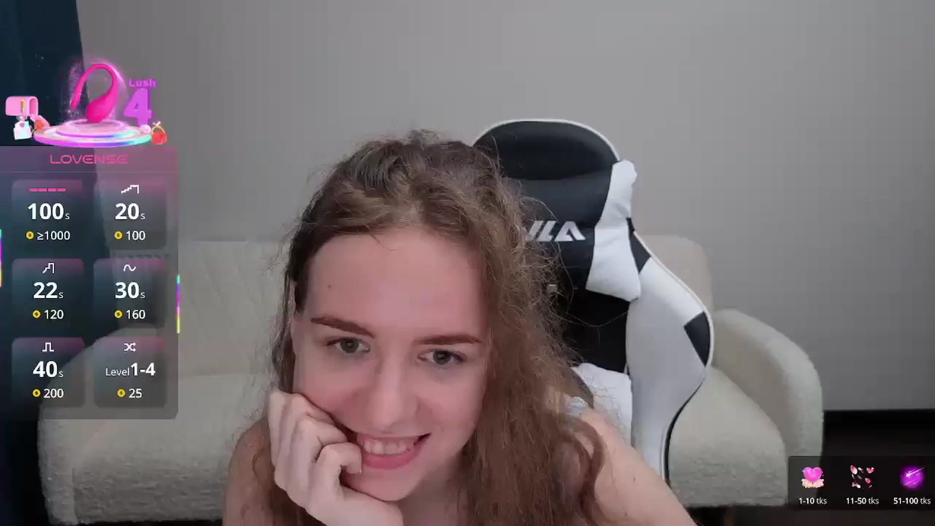 Gallery image thumbnail from BlueFlowerr's myfreecams stream on, 07/16/2025, 22:01 image 11 of 20