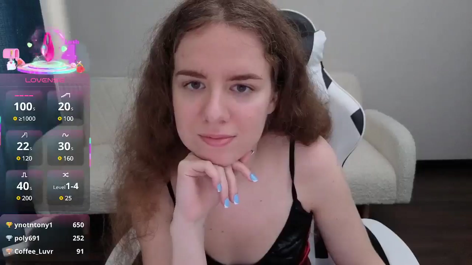 Gallery image thumbnail from BlueFlowerr's myfreecams stream on, 07/17/2025, 14:50 image 16 of 20