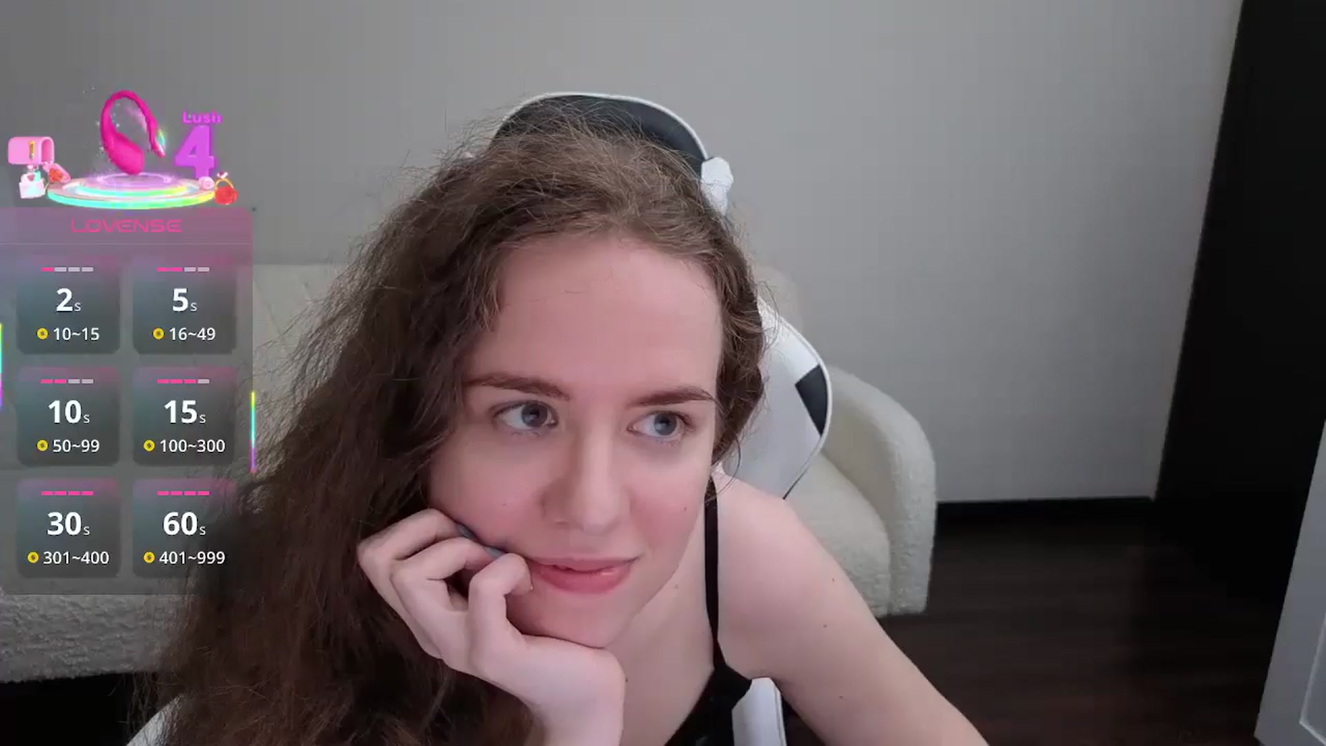 Gallery image thumbnail from BlueFlowerr's myfreecams stream on, 07/17/2025, 20:52 image 11 of 20
