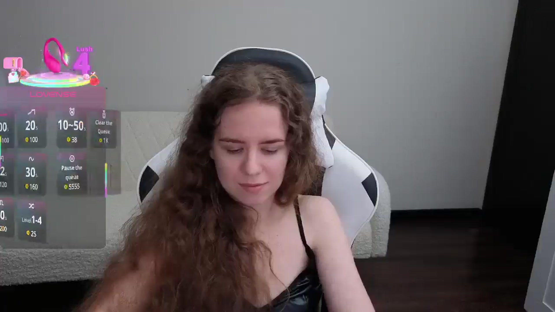Gallery image thumbnail from BlueFlowerr's myfreecams stream on, 07/17/2025, 20:52 image 13 of 20