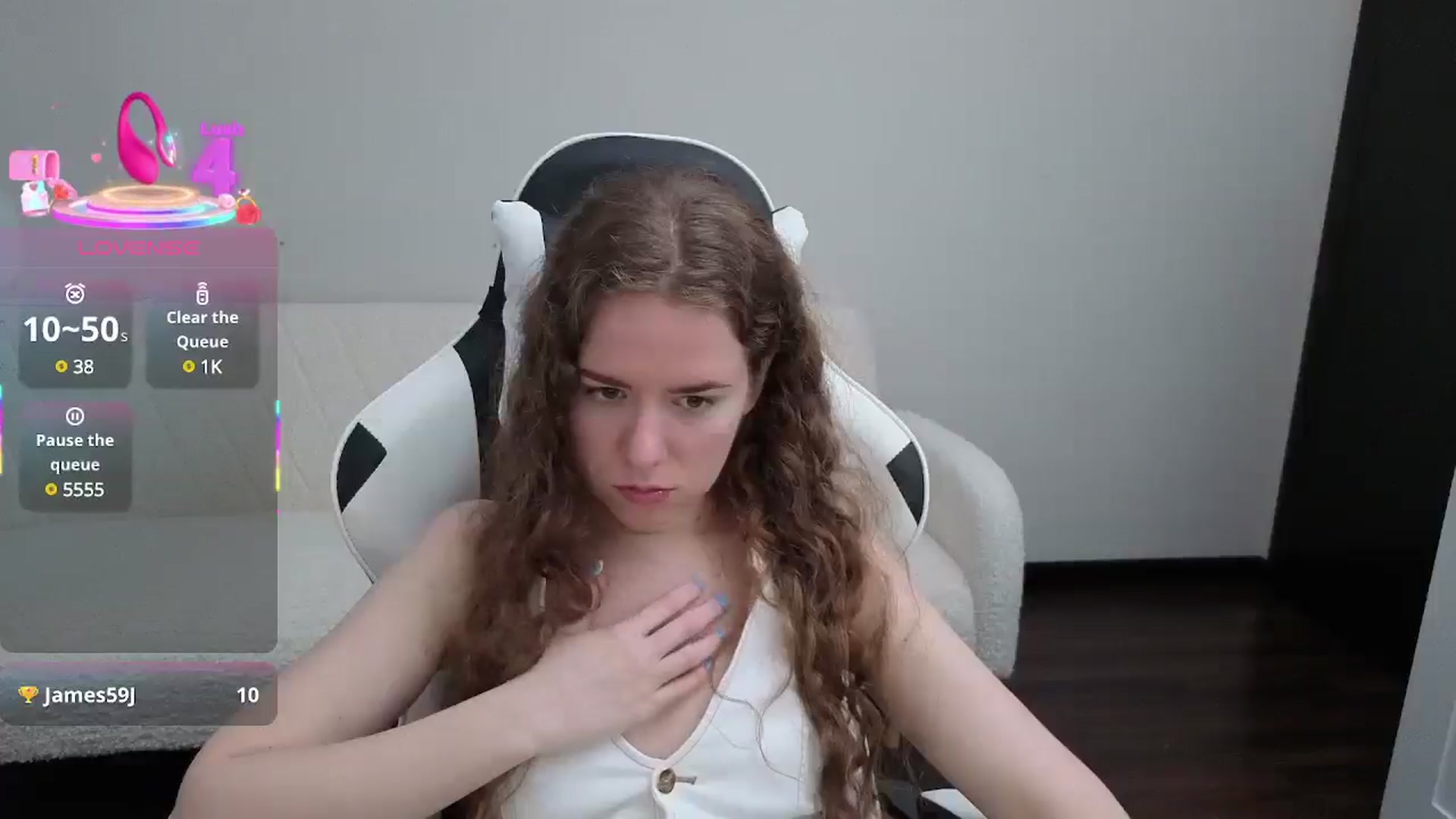 Gallery image thumbnail from BlueFlowerr's myfreecams stream on, 07/19/2025, 13:47 image 3 of 20