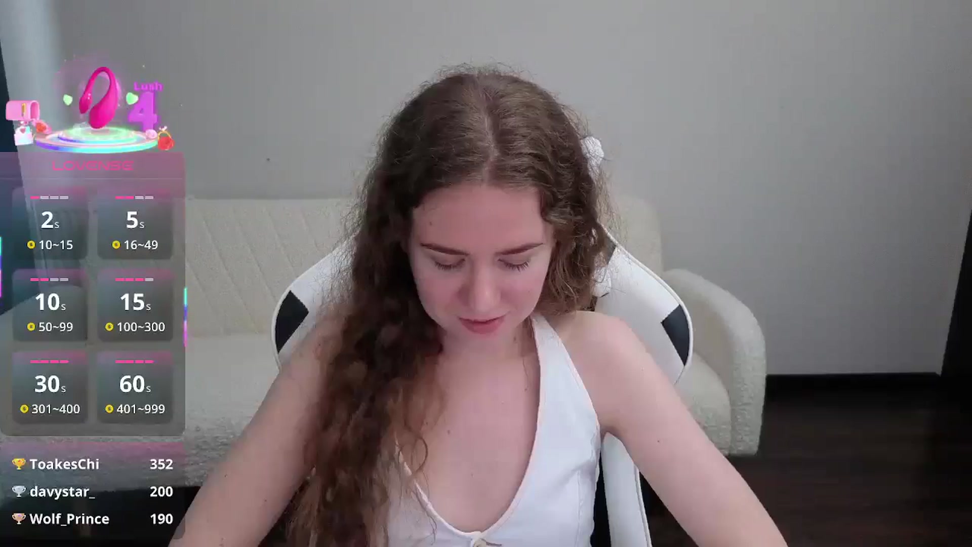 Gallery image thumbnail from BlueFlowerr's myfreecams stream on, 07/19/2025, 17:30 image 11 of 20