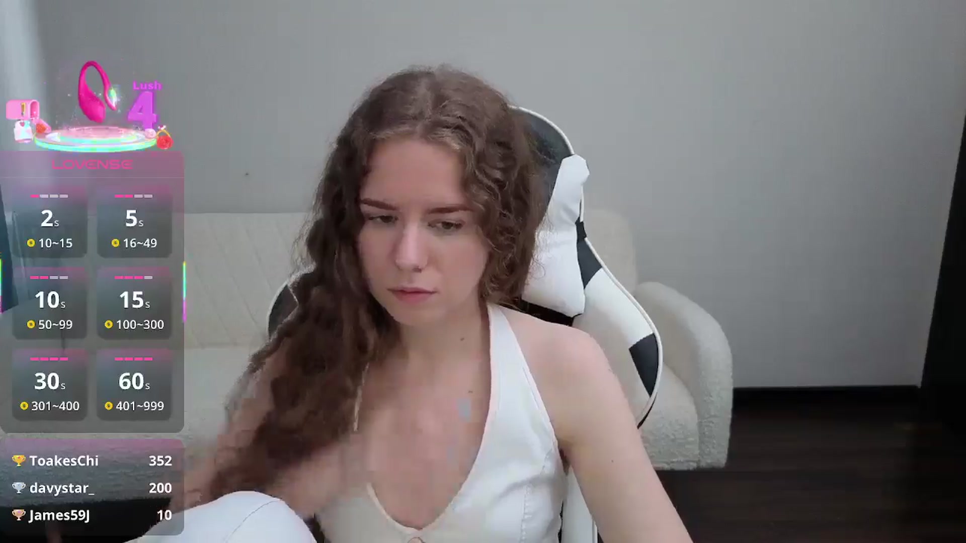 Gallery image thumbnail from BlueFlowerr's myfreecams stream on, 07/19/2025, 17:30 image 3 of 20