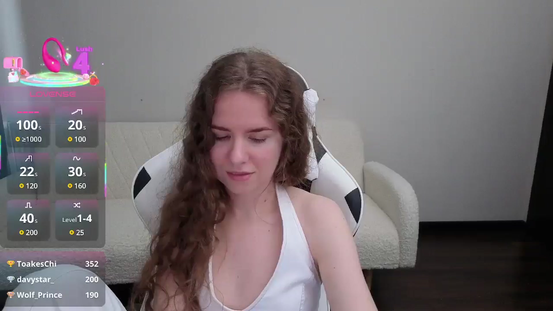 Gallery image thumbnail from BlueFlowerr's myfreecams stream on, 07/19/2025, 17:30 image 7 of 20