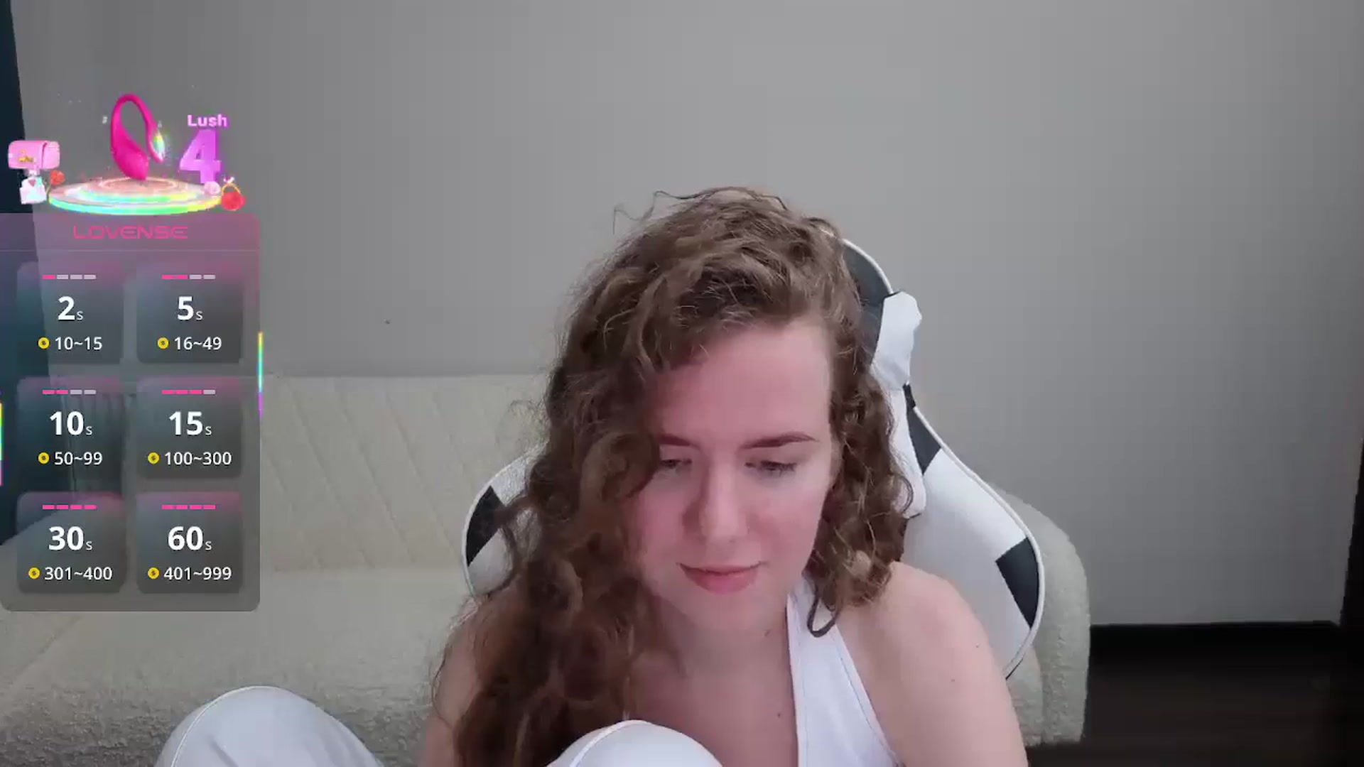 Gallery image thumbnail from BlueFlowerr's myfreecams stream on, 07/19/2025, 19:07 image 9 of 20