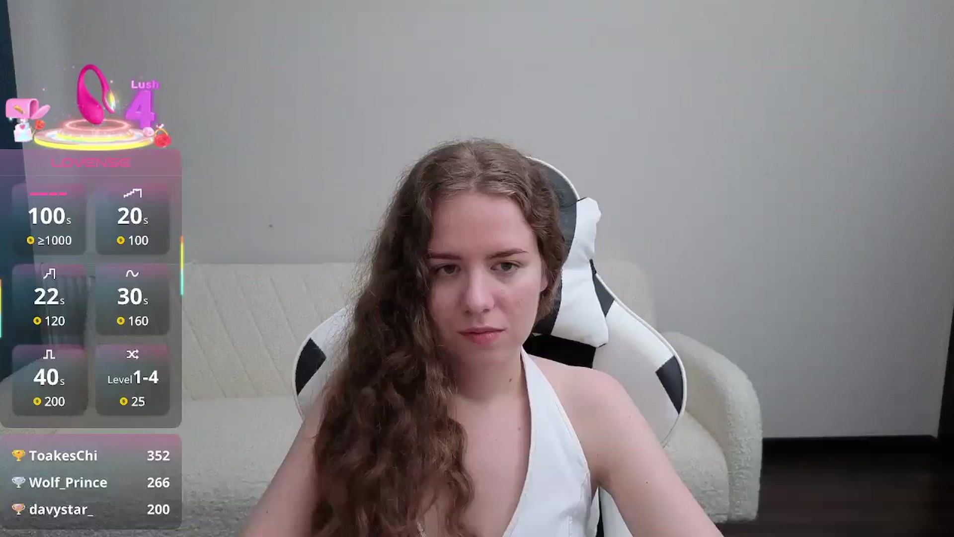 Gallery image thumbnail from BlueFlowerr's myfreecams stream on, 07/19/2025, 19:07 image 3 of 20