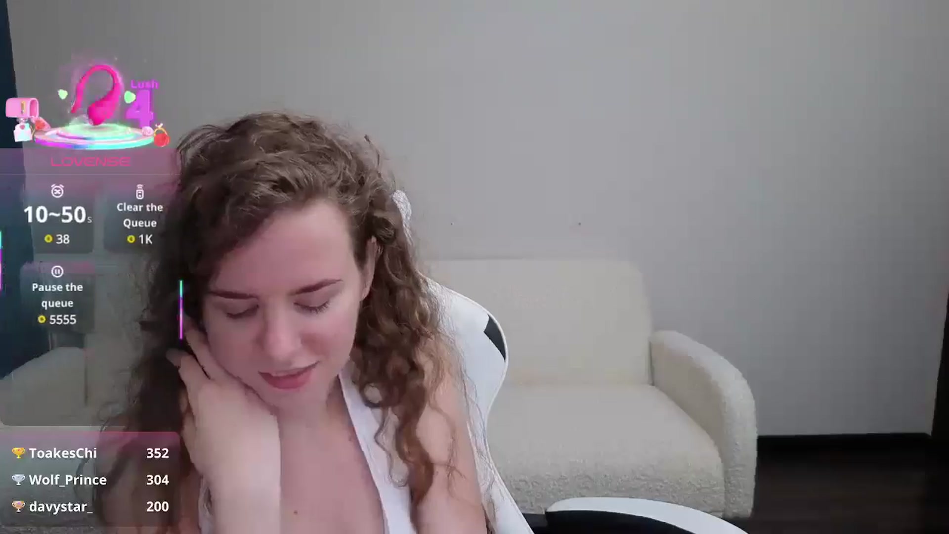 Gallery image thumbnail from BlueFlowerr's myfreecams stream on, 07/19/2025, 19:07 image 19 of 20