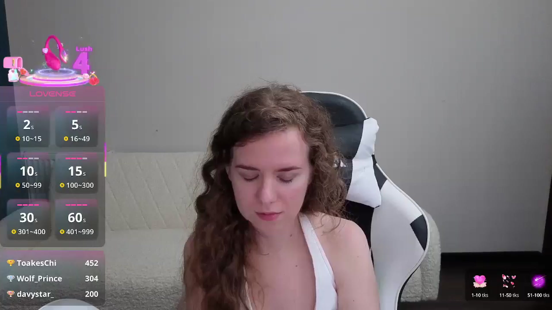 Gallery image thumbnail from BlueFlowerr's myfreecams stream on, 07/19/2025, 20:27 image 5 of 20