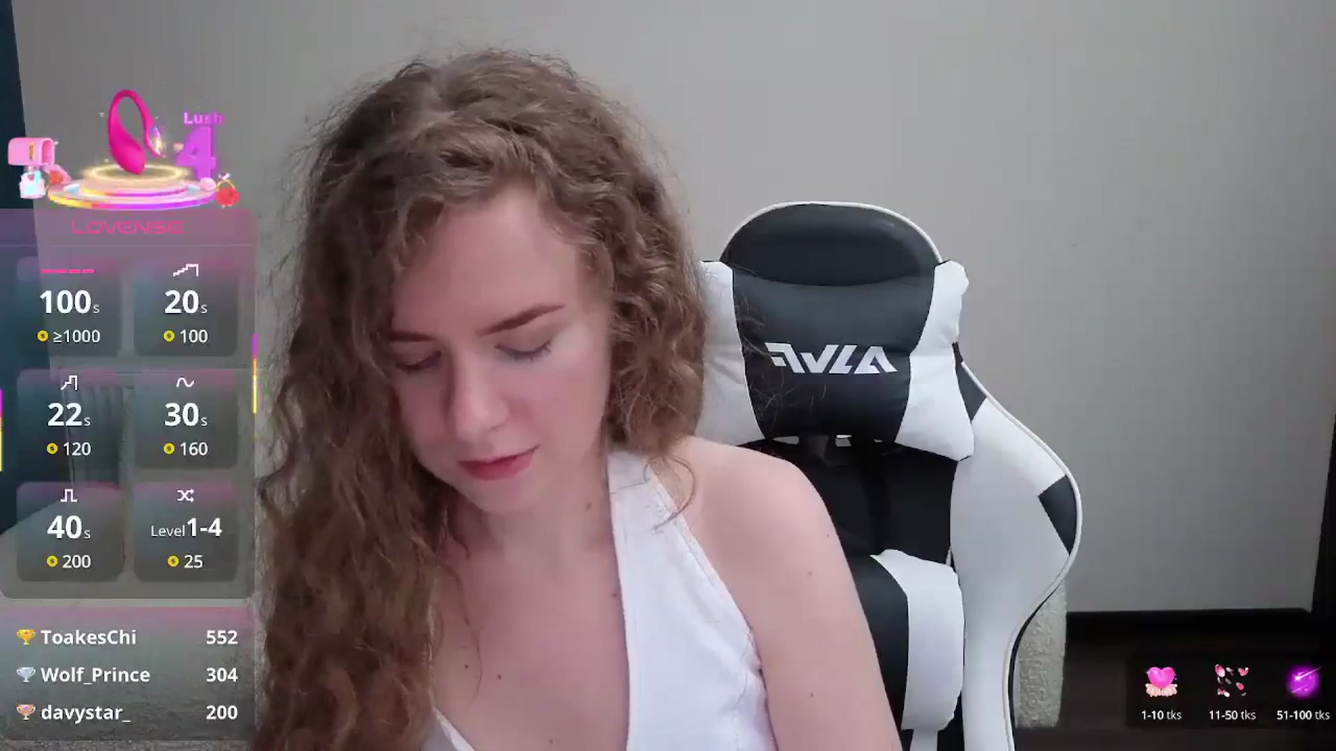 Gallery image thumbnail from BlueFlowerr's myfreecams stream on, 07/19/2025, 20:27 image 10 of 20